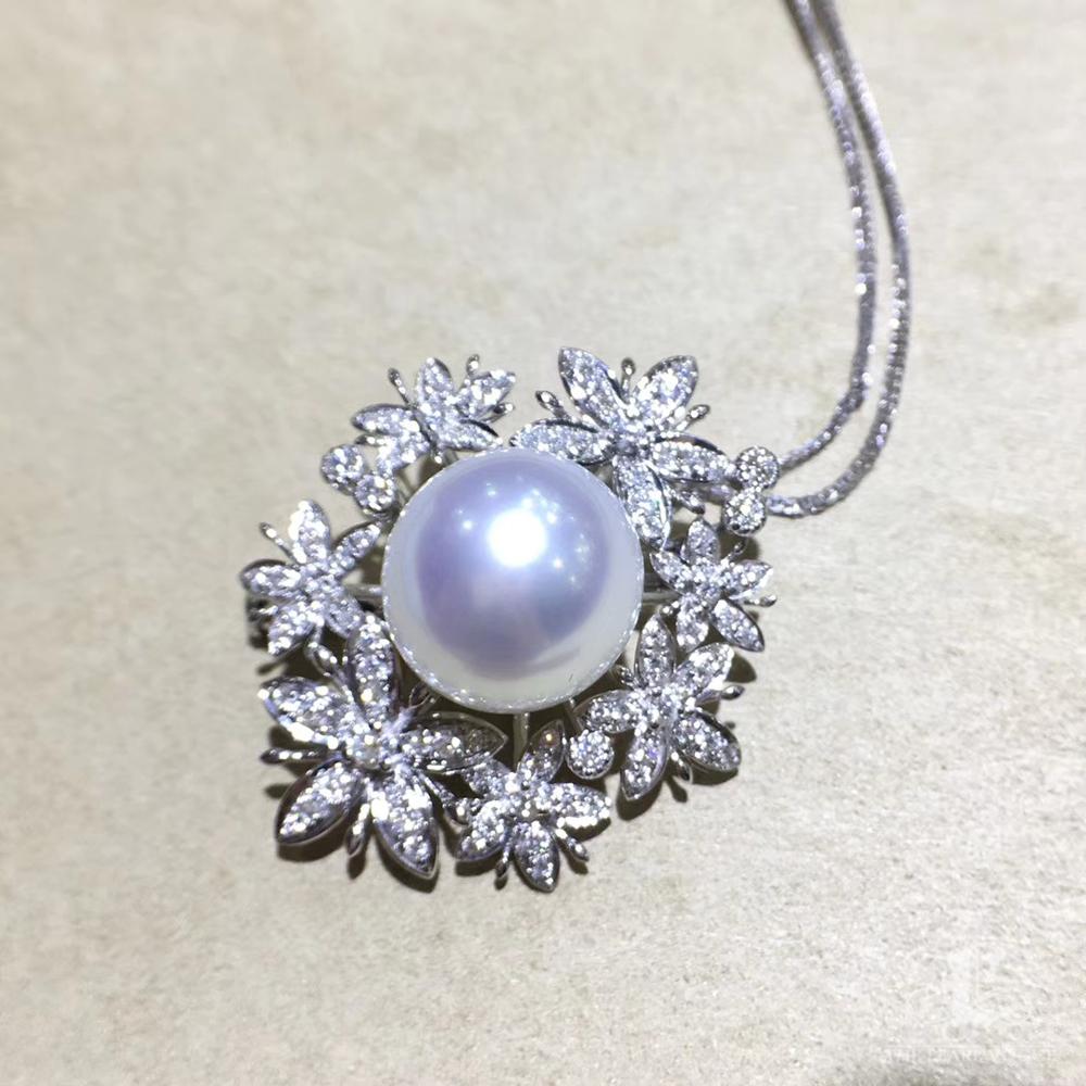 【Vine Symphony】Petals Convertible South Sea Pearl & Diamond Pendant Brooch For Sale 6