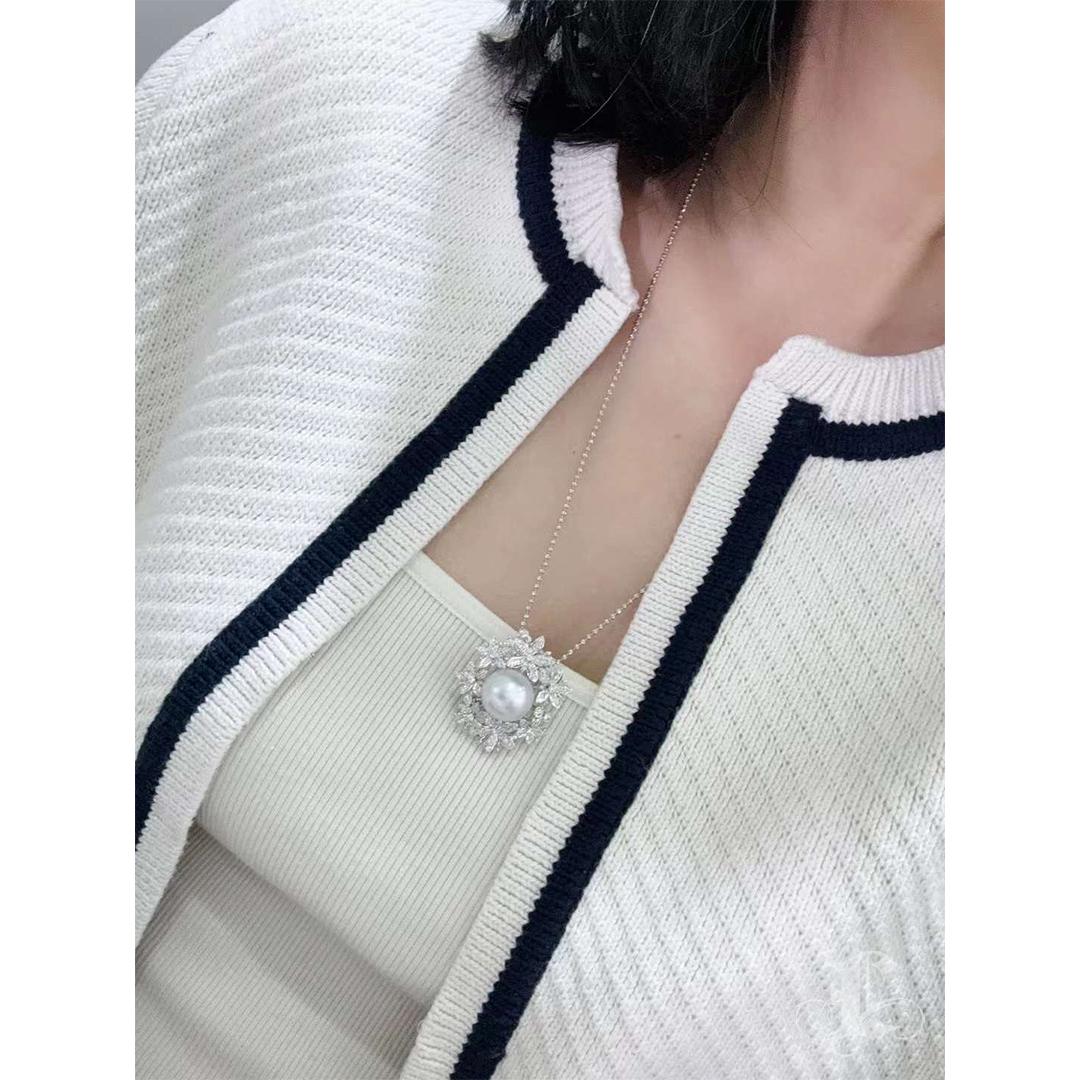 【Vine Symphony】Petals Convertible South Sea Pearl & Diamond Pendant Brooch For Sale 9