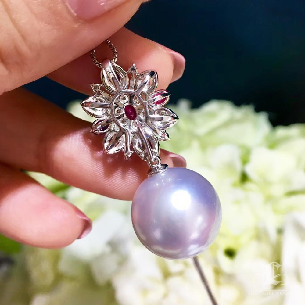 【Crown Radiance】Regal Starburst Ruby & South Sea Pearl 2-in-1 Pendant Necklace en vente 3