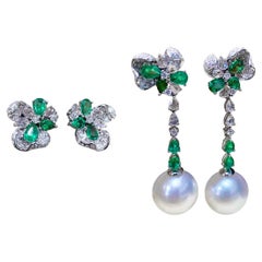 Orecchini a goccia convertibili 2 in 1 Verdant Bloom con smeraldo e perle dei mari del sud