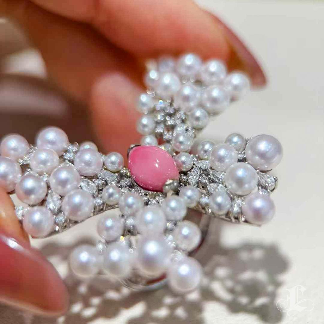 Conchéa】 Gioiello di perle di conchiglia a 3 vie Aurora Stellar Bloom Convertibile - 2,4ct in vendita 4