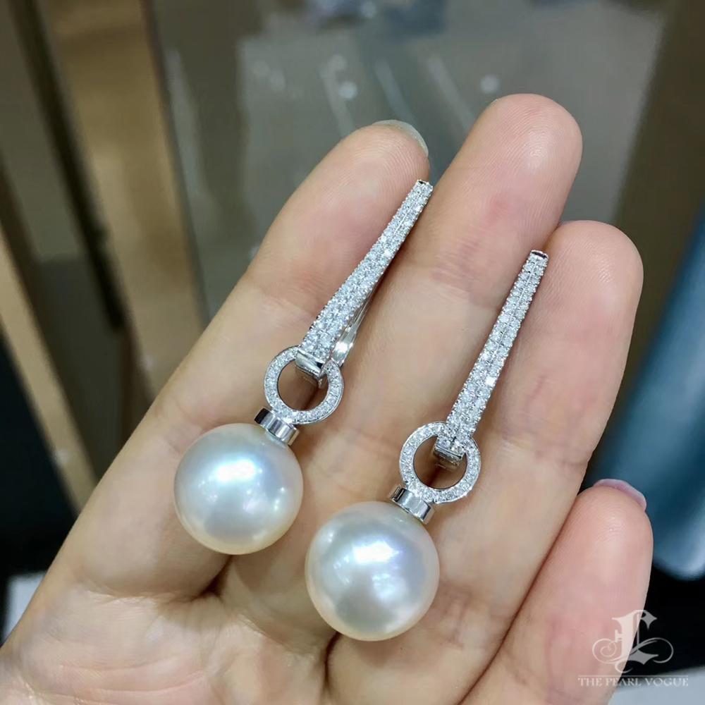 【Lustre Arc】Convertible 3-in-1 Versa Pearl Aurora South Sea Diamond Earrings In New Condition For Sale In New York, NY
