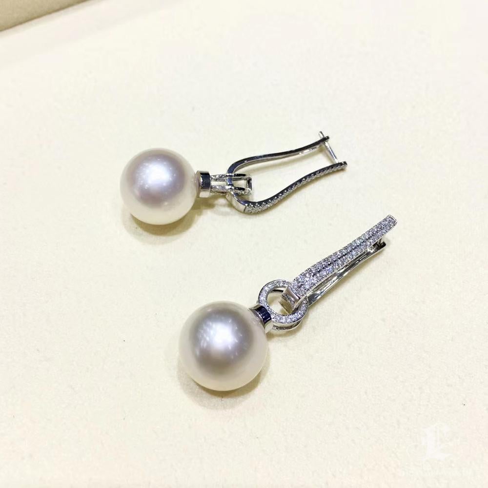 【Lustre Arc】Convertible 3-in-1 Versa Pearl Aurora South Sea Diamond Earrings For Sale 2