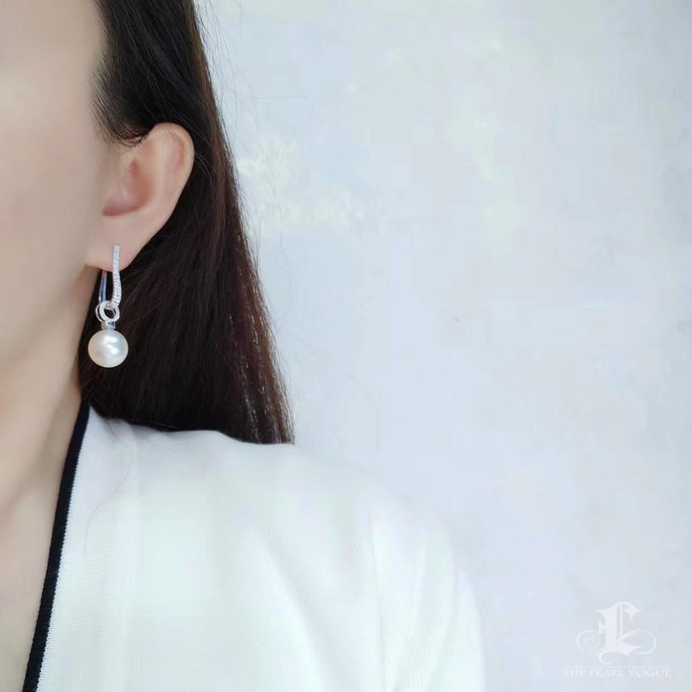 【Lustre Arc】Convertible 3-in-1 Versa Pearl Aurora South Sea Diamond Earrings For Sale 4