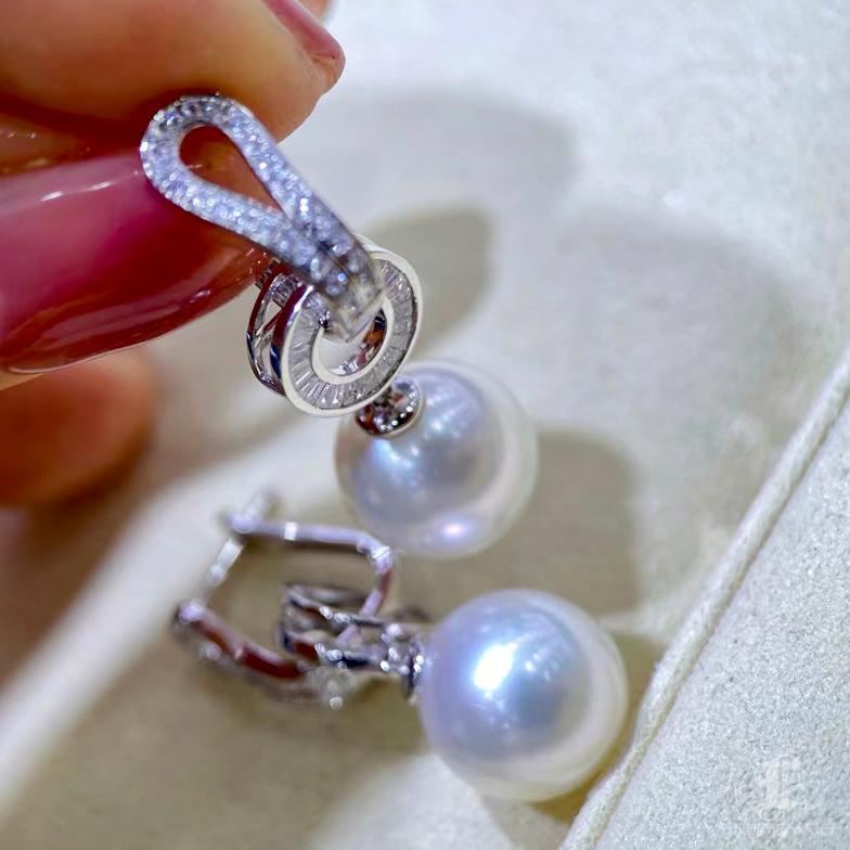 【Pendientes de aro convertibles con perlas del mar del sur 3 en 1 de Esculpida Geometría】Aurora en venta 2