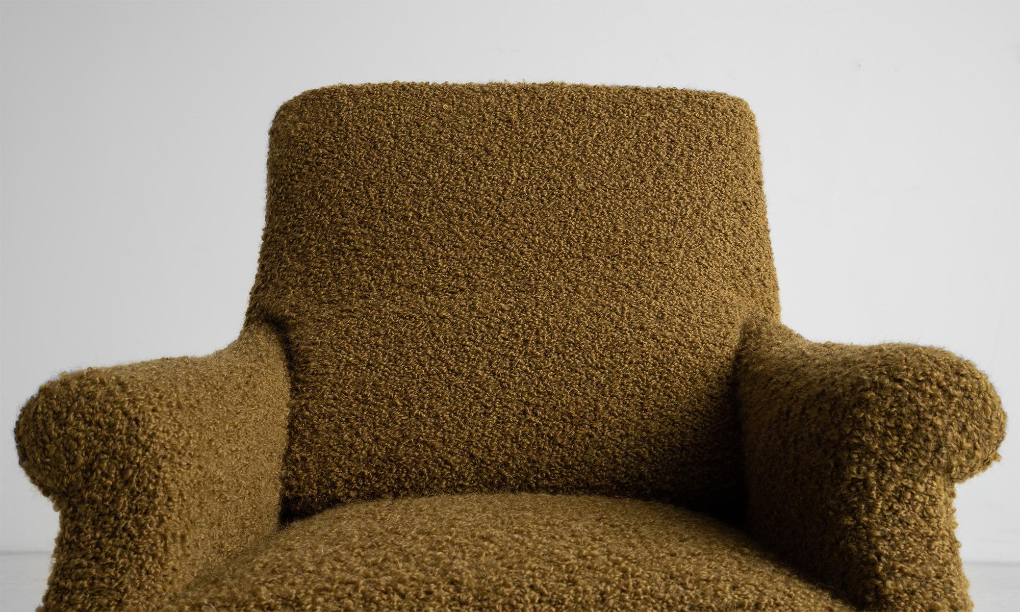 Bouclé Convertible Chair-Lounge in Boucle by Pierre Frey, France Circa 1880