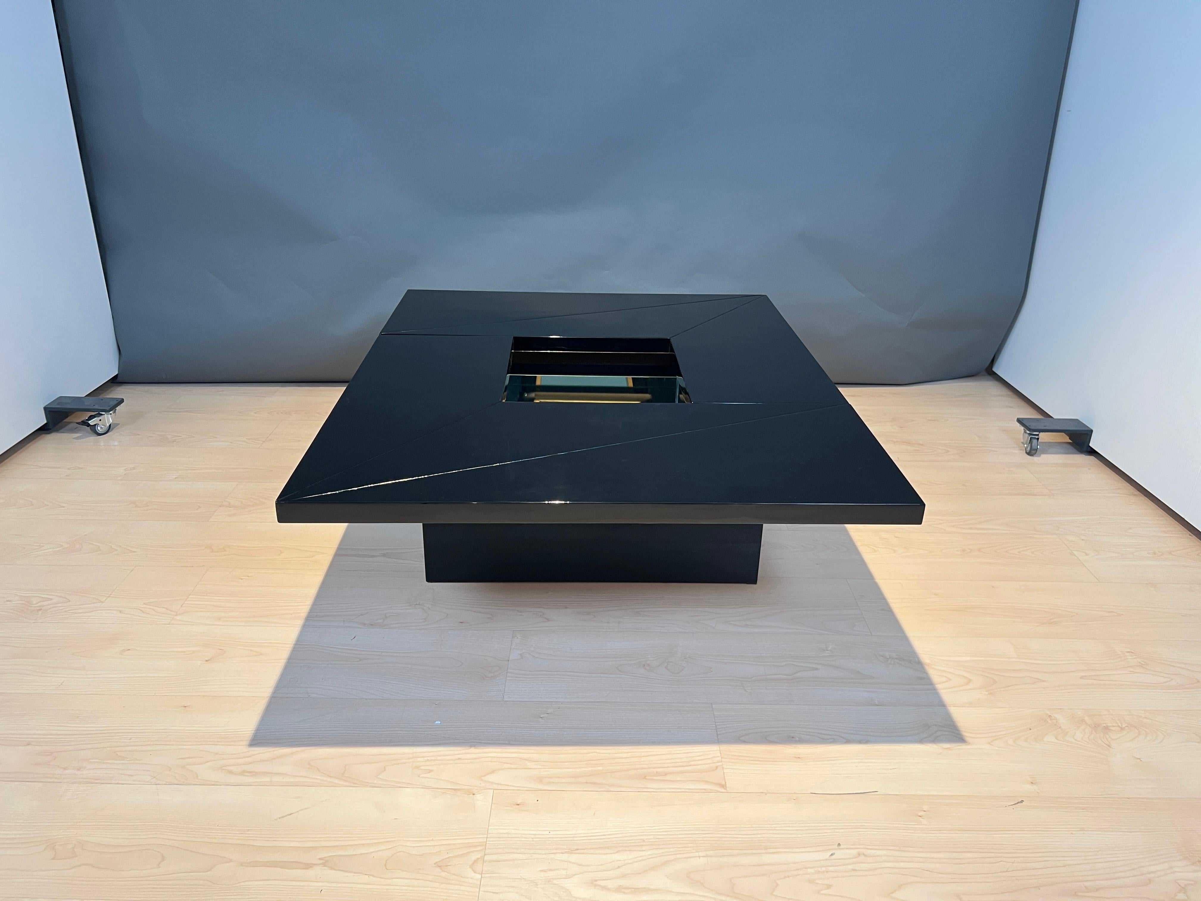 Convertible Coffee Table by Roche Bobois, Black Lacquer, France, 1970s For Sale 9