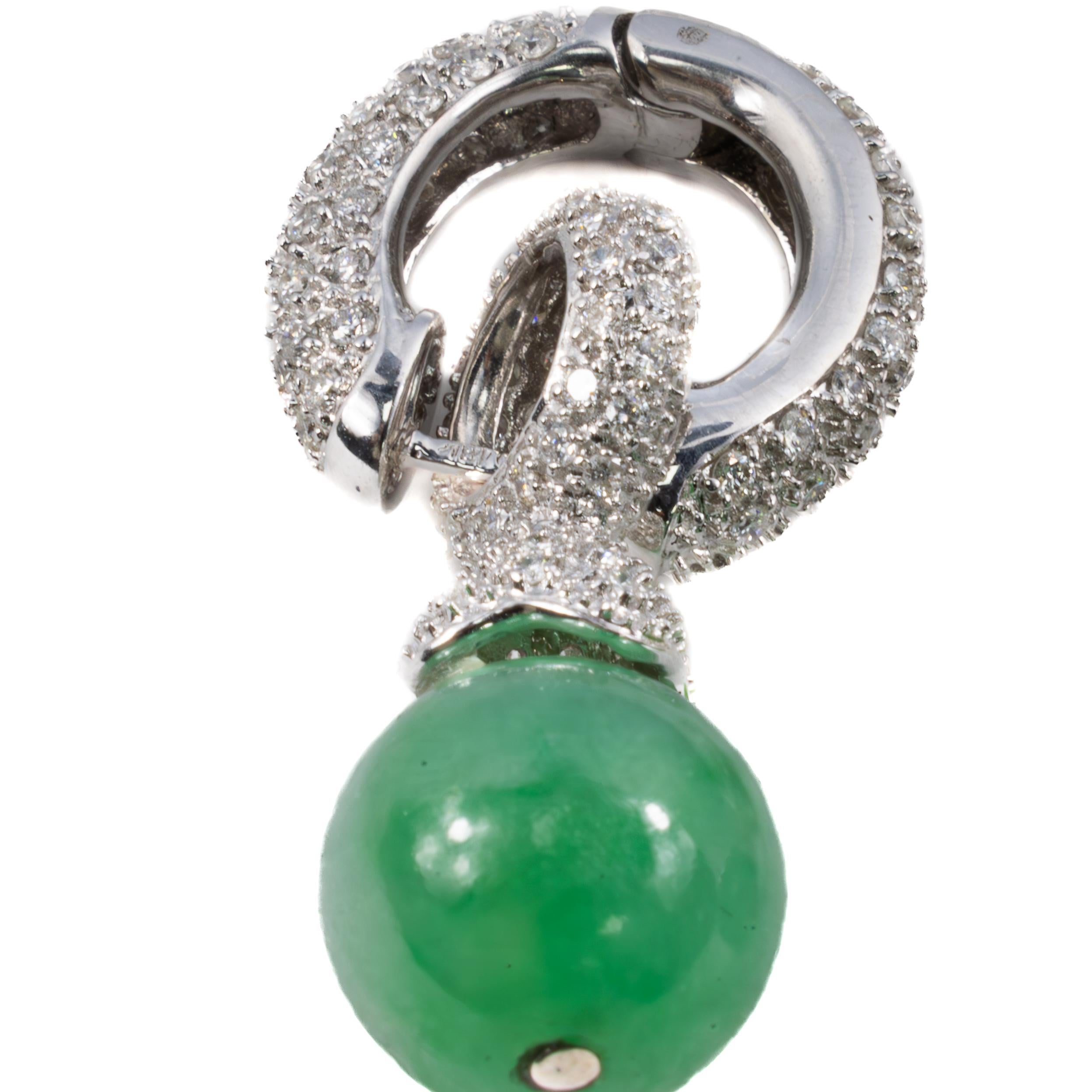 Rétro Convertible Diamond and Jade Bead Drop Earrings in vendita