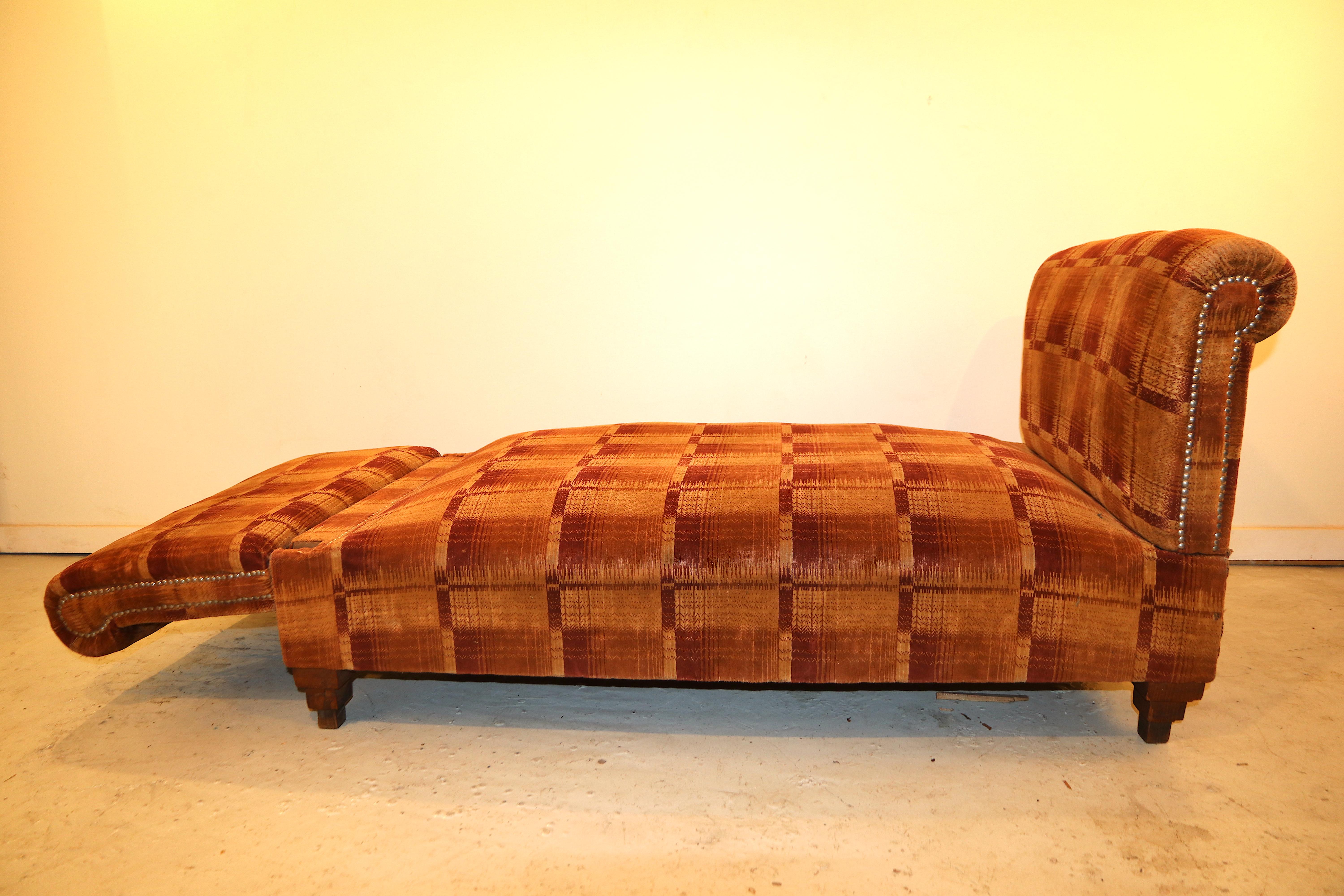 Art Deco Convertible Drop-Arm Velvet Art-Deco Settee, Chaise Longue and Daybed For Sale