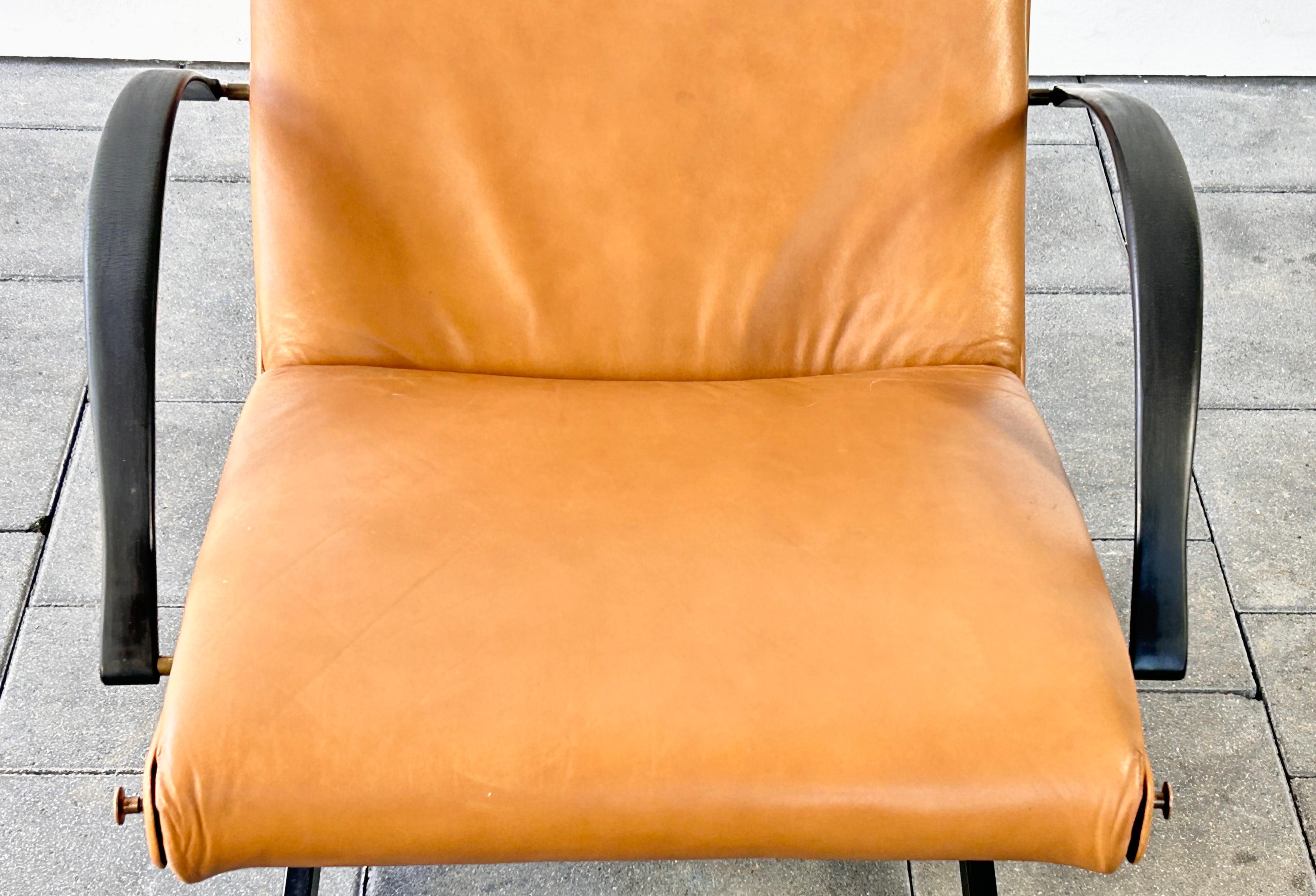 convertible lounge chair P40 designed by Osvaldo Borsani for Tecno 1954 For Sale 9
