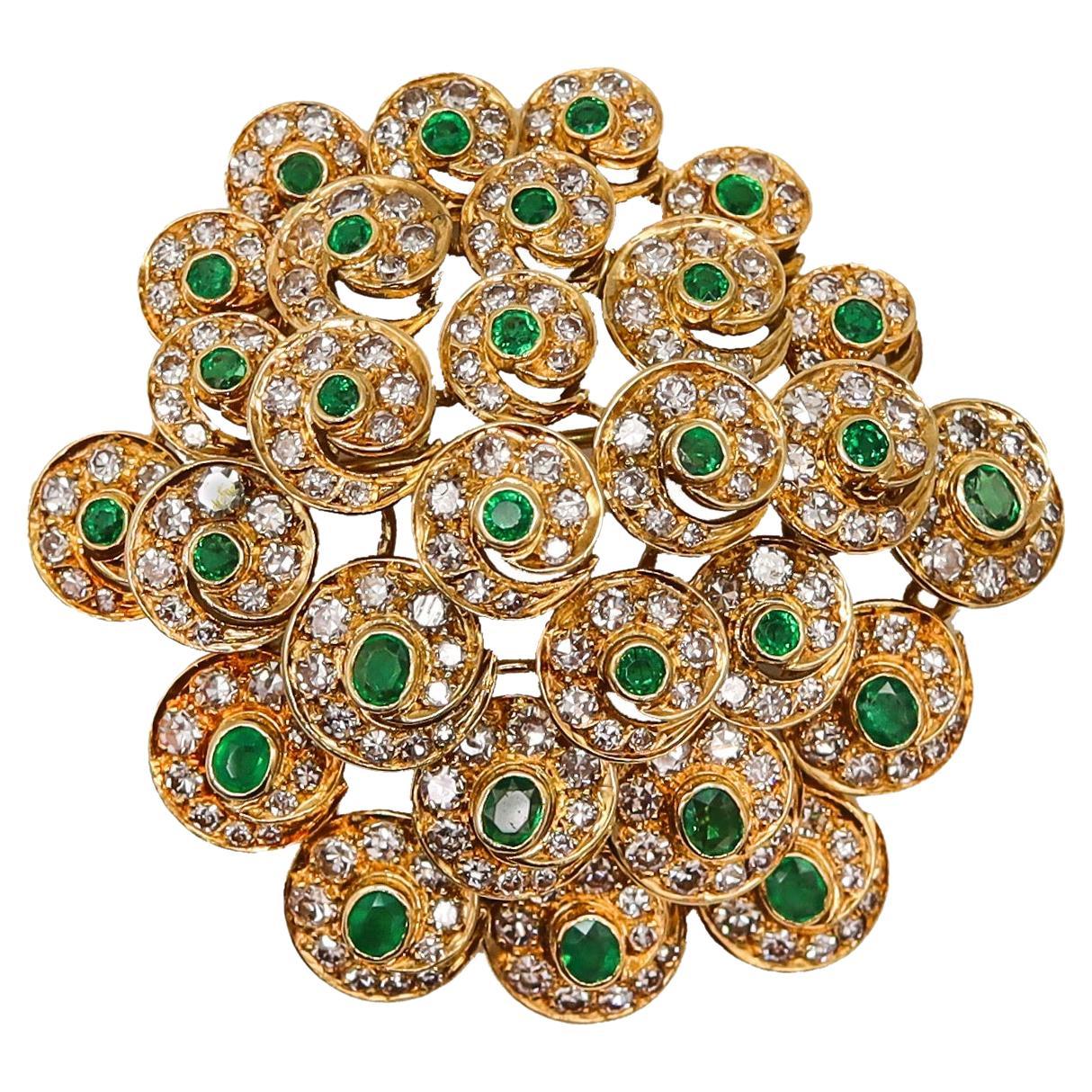 Convertible Pendant Brooch in 18Kt Gold with 10.48 Cts in Diamonds and Emeralds