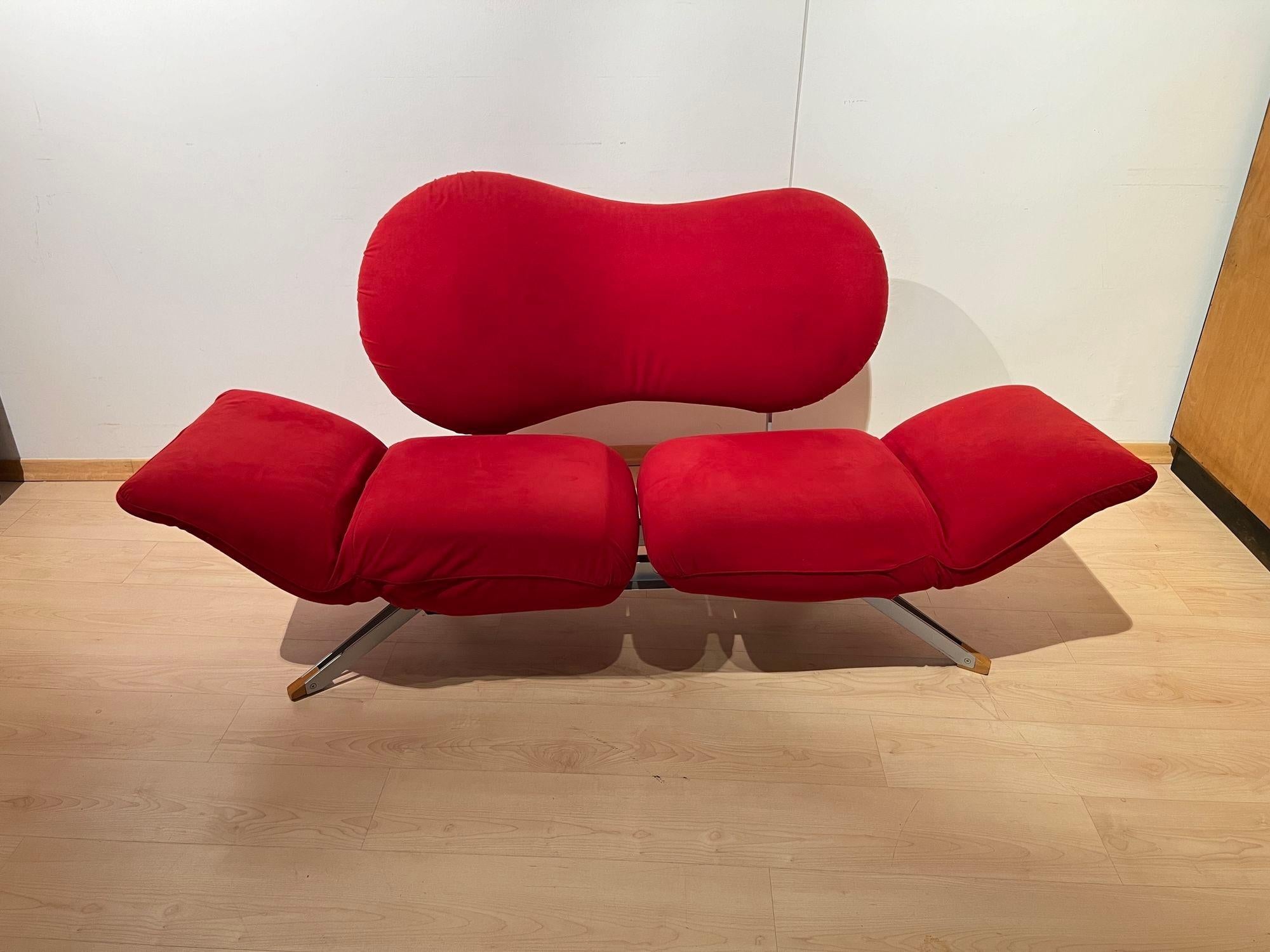 Sofá convertible de diseño postmoderno de Bonaldo, tela roja, Italia circa 1980 Acero inoxidable en venta
