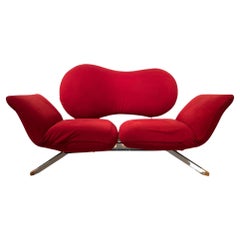 Sofá convertible de diseño postmoderno de Bonaldo, tela roja, Italia circa 1980