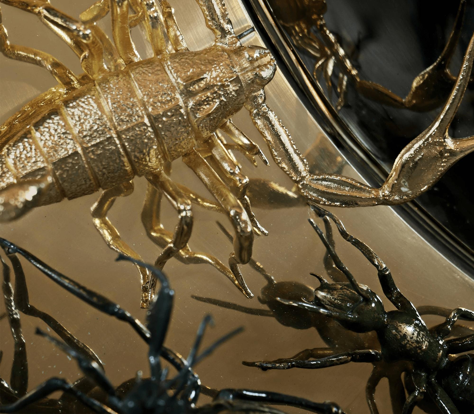 Konvexer Metamorphosis Spiegel - Handgehämmertes Messing & Nickel Mantel - Boca do Lobo (21. Jahrhundert und zeitgenössisch) im Angebot