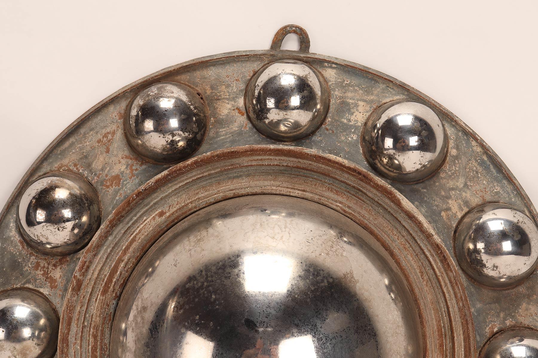 Convex mirror, “witches’ mirror”, with 12 small convex mirrors. Italy 1870. In Good Condition For Sale In Milan, IT