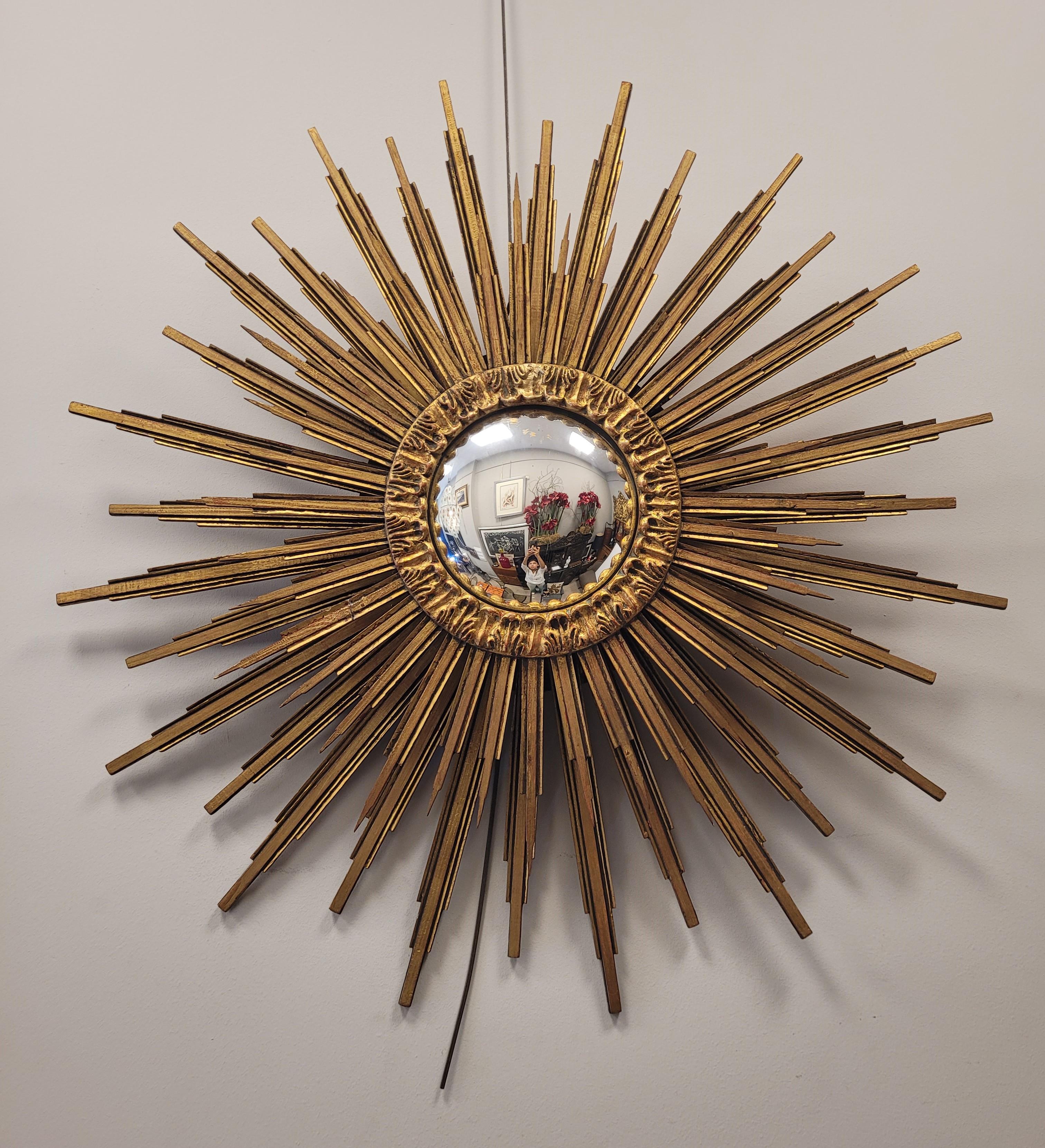 Miroir convexe Sunburst en bois doré 8
