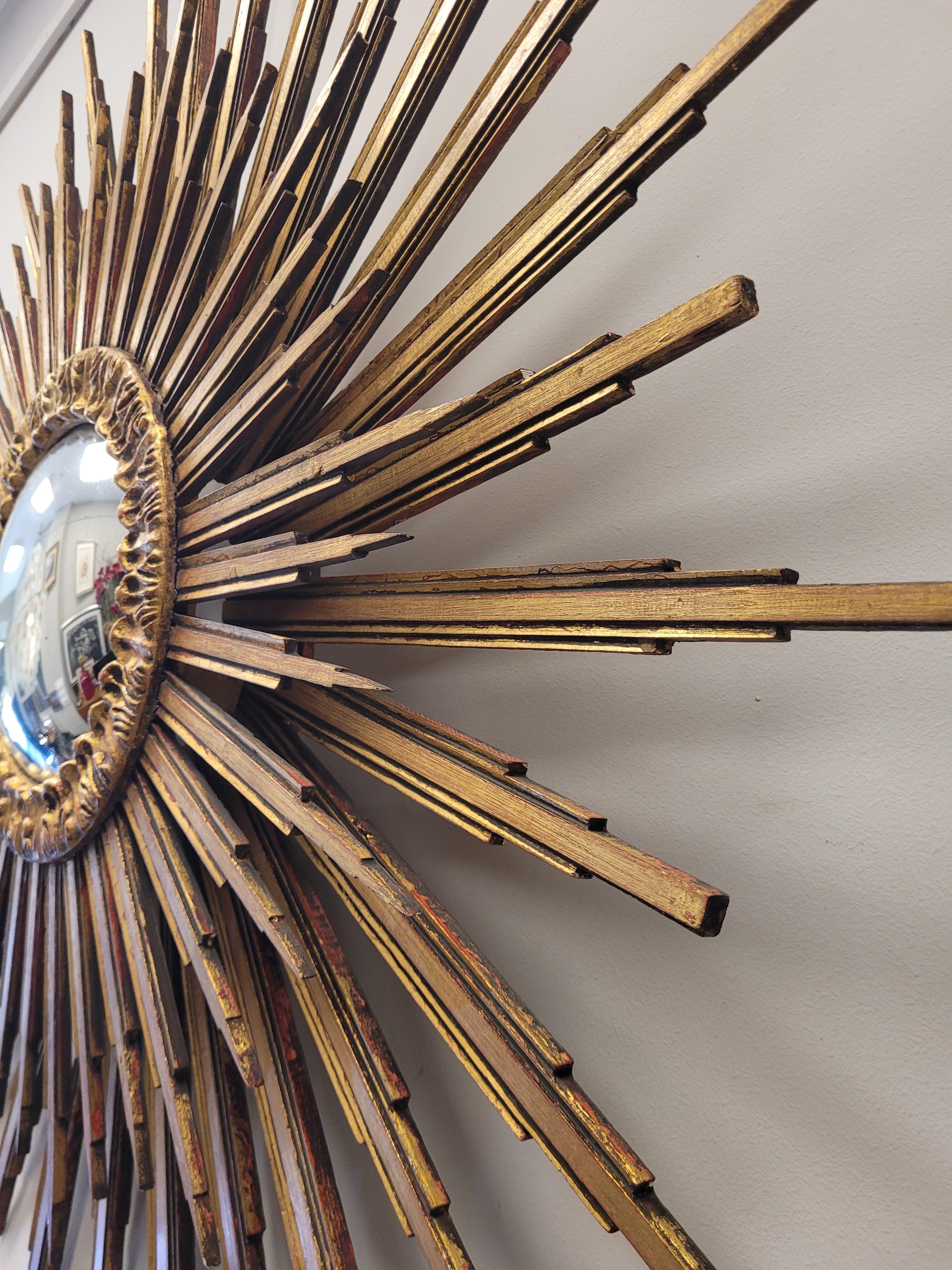 Miroir convexe Sunburst en bois doré 2