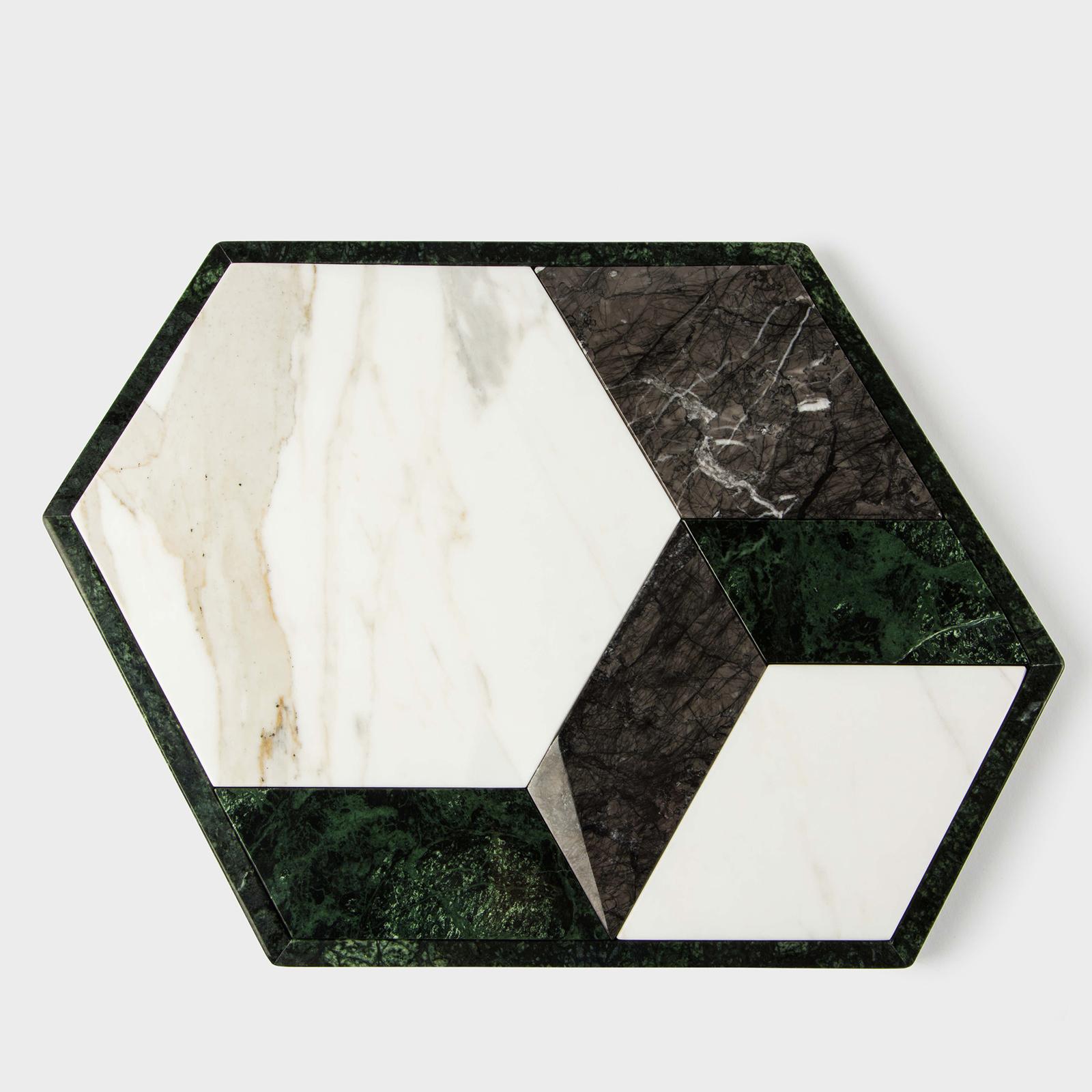 This opulent tray was crafted of Guatemala green marble and boasts an irregular hexagonal shape (1 cm thick with a thin edge of 1.5 cm) enclosing six elements that can be detached and used as stunning accessories to enrich any occasion. The six