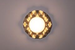 Lámpara Convoluted 1 - Lámpara moderna de aluminio fresado y cristal blanco soplado a mano