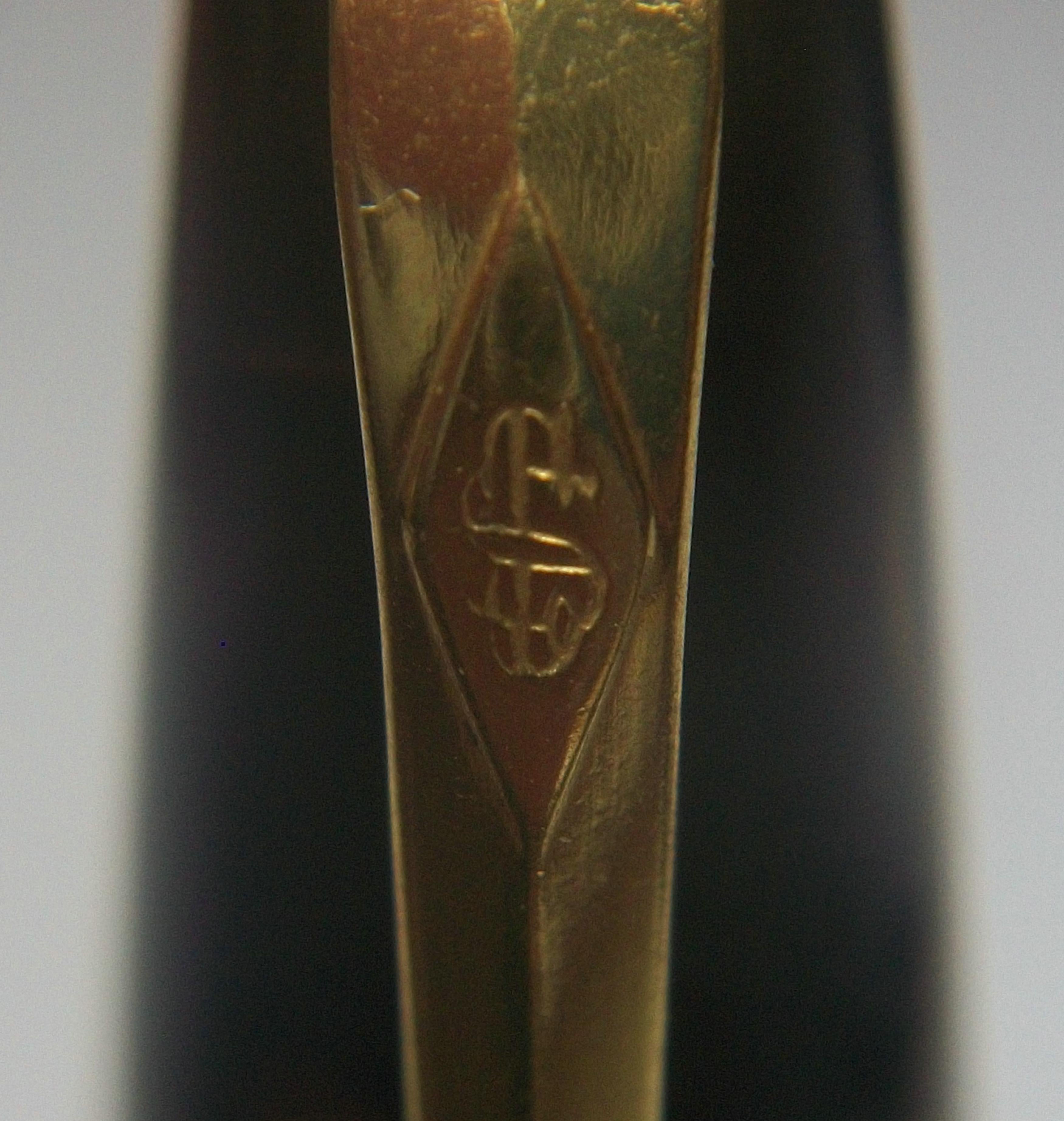 CONWAY STEWART - Dinkie 550 - Stylo Plume - Plume Or 14K - K.K. - Circa 1955 en vente 2