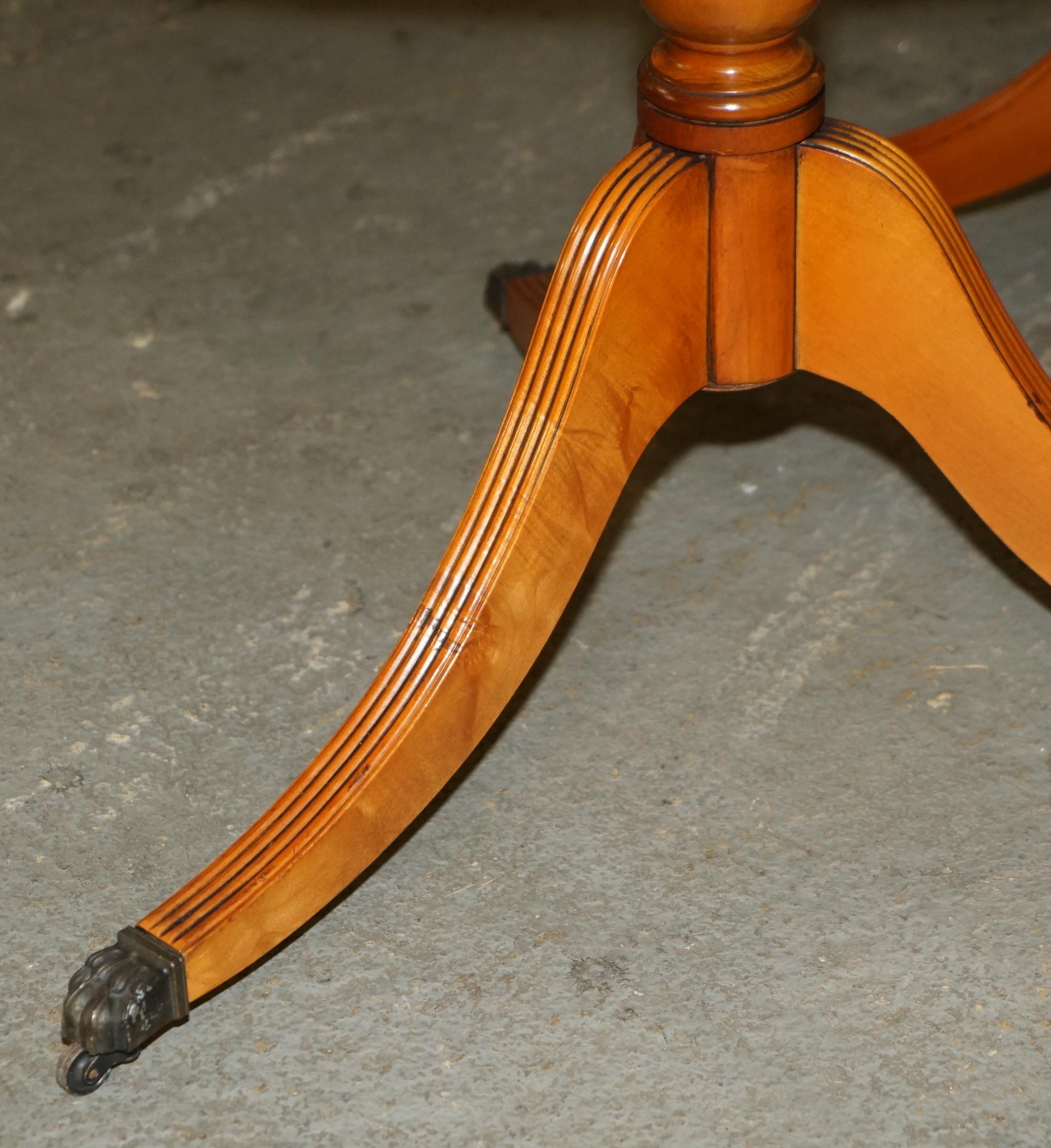 COOKE & SON VINTAGE BURR YEW WOOD REGENCY PILLAR BASE 4 bis 6 Personen Esszimmer-TABLE im Angebot 9