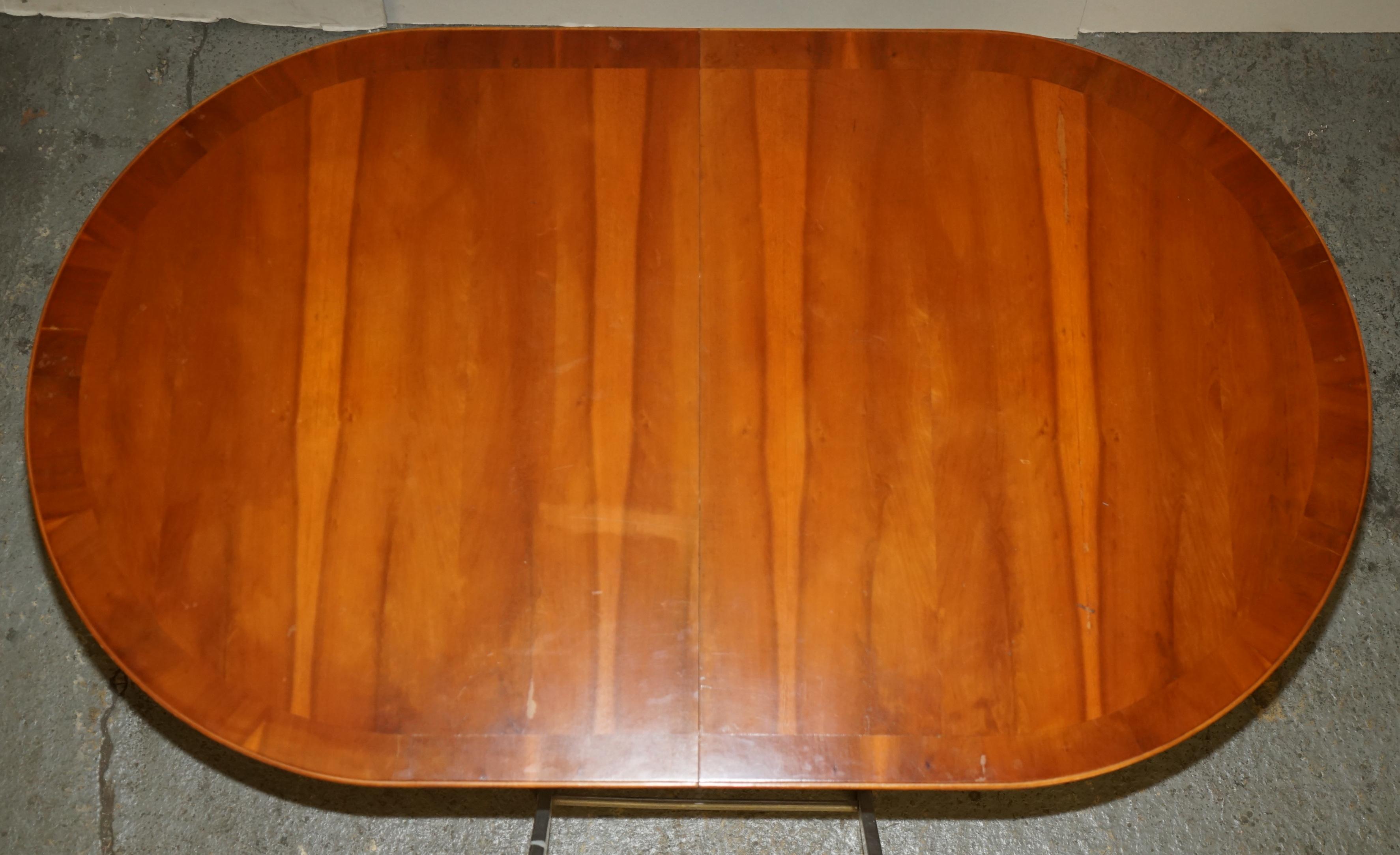COOKE & SON VINTAGE BURR YEW WOOD REGENCY PILLAR BASE 4 bis 6 Personen Esszimmer-TABLE (Englisch) im Angebot