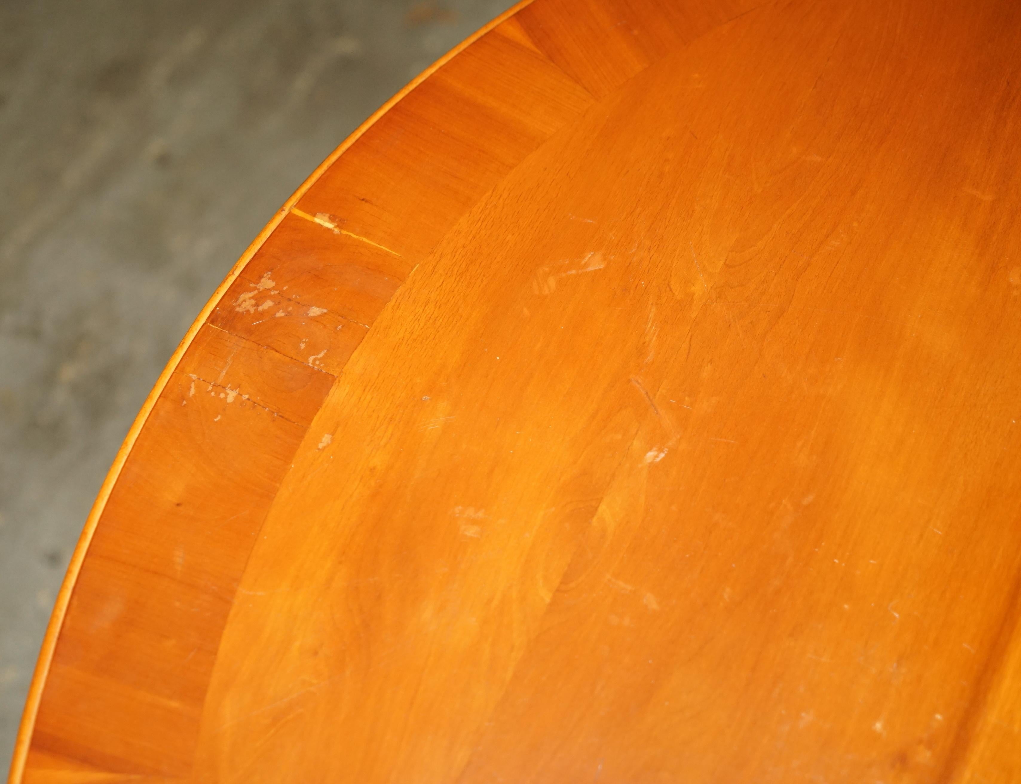 COOKE & SON VINTAGE BURR YEW WOOD REGENCY PILLAR BASE 4 bis 6 Personen Esszimmer-TABLE im Angebot 1
