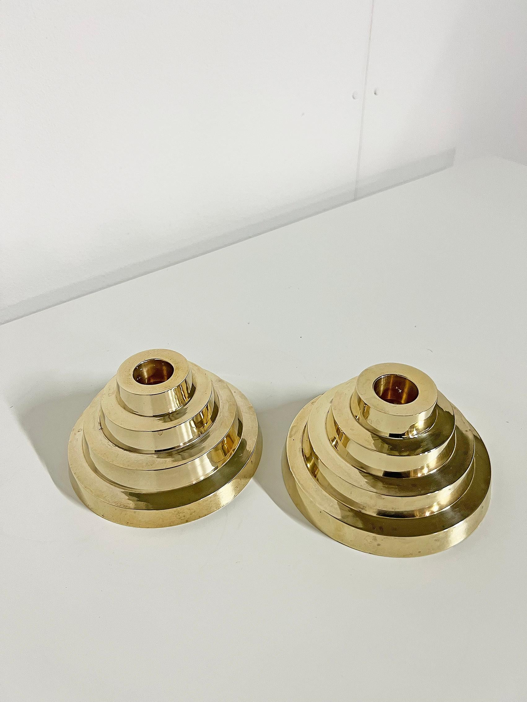 Scandinavo moderno Portacandele freddi in ottone, set di due in vendita