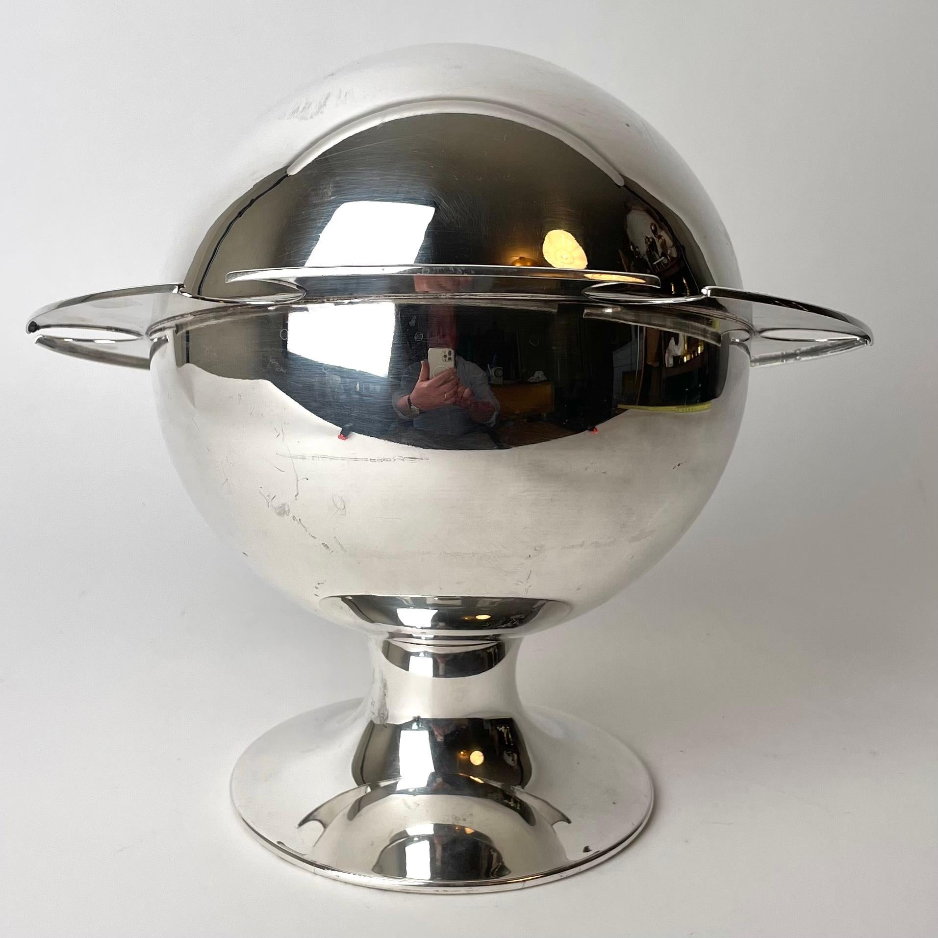Mid-20th Century Cool Champagne Cooler with Glass Rack in Silver Plating, ”Space Age”, 1960s