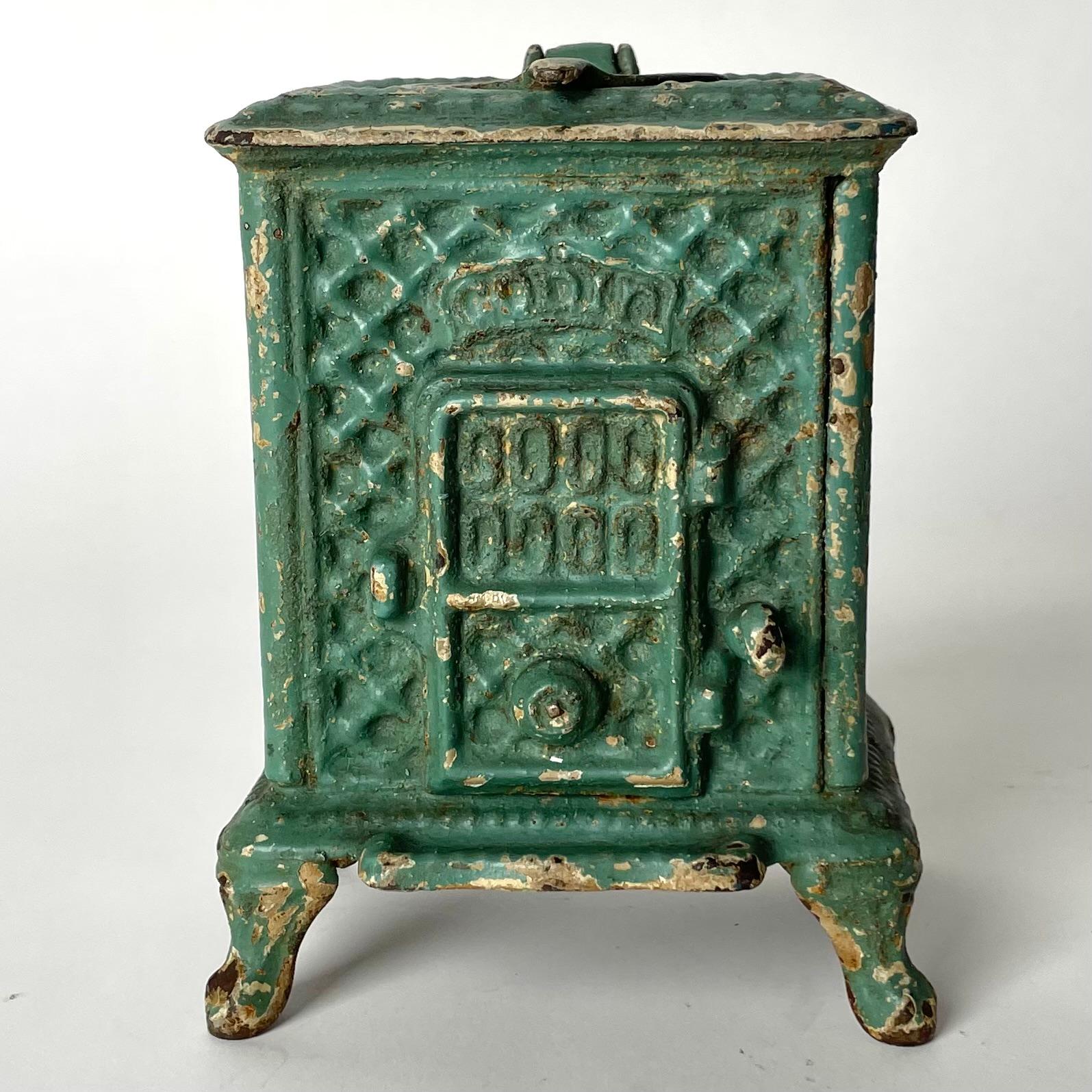 Cool Ink Well entworfen als Godin-Eisenhocker aus dem späten 19. Jahrhundert (Gemalt) im Angebot