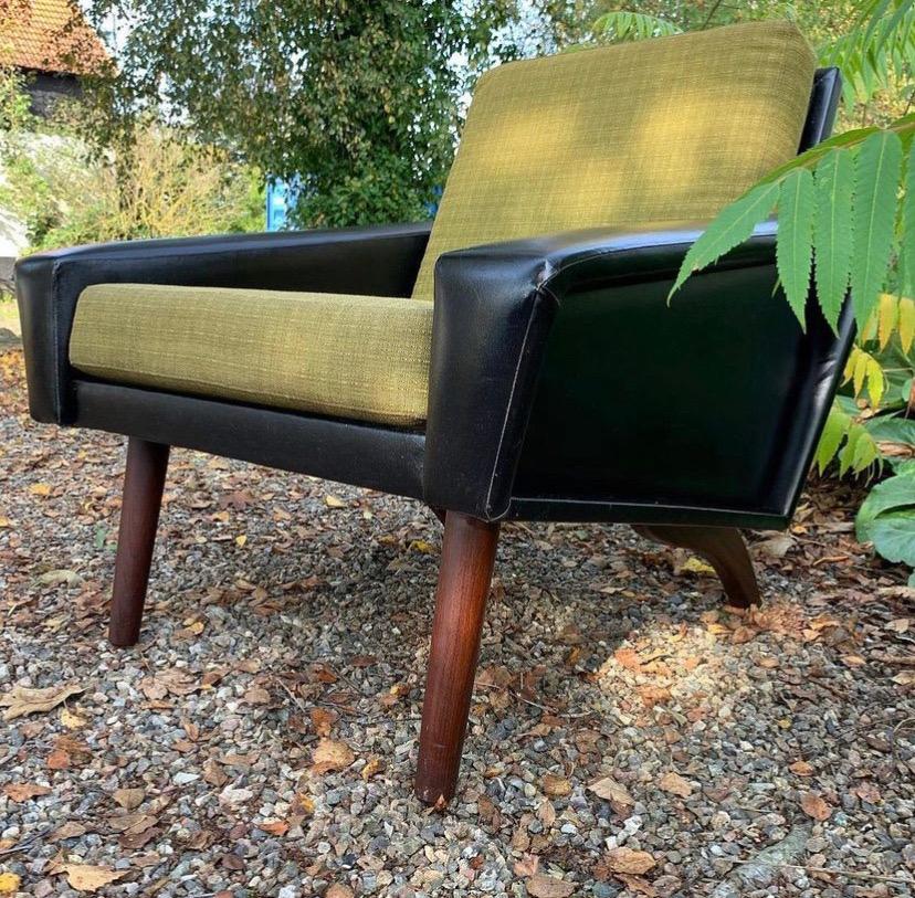 Mid-Century Modern Cool Lounge Chairs For Sale