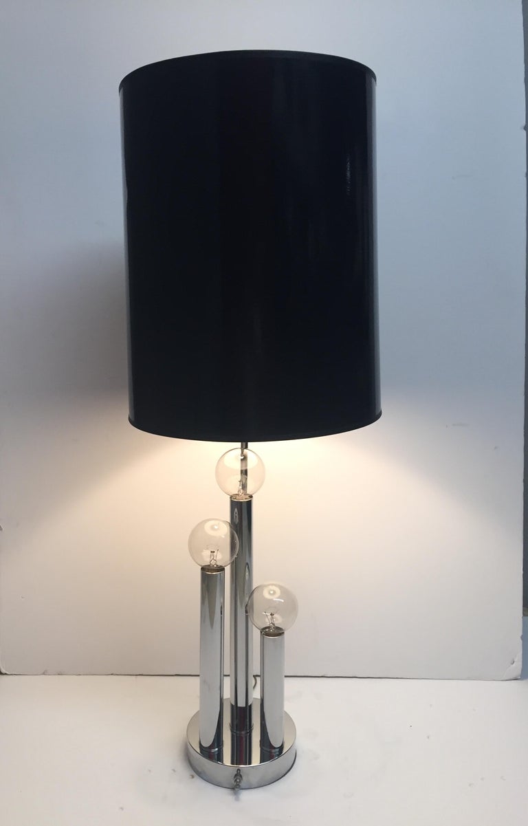 Cool Mad Men Mid-Century Modern Chrome Table Lamp For Sale 3