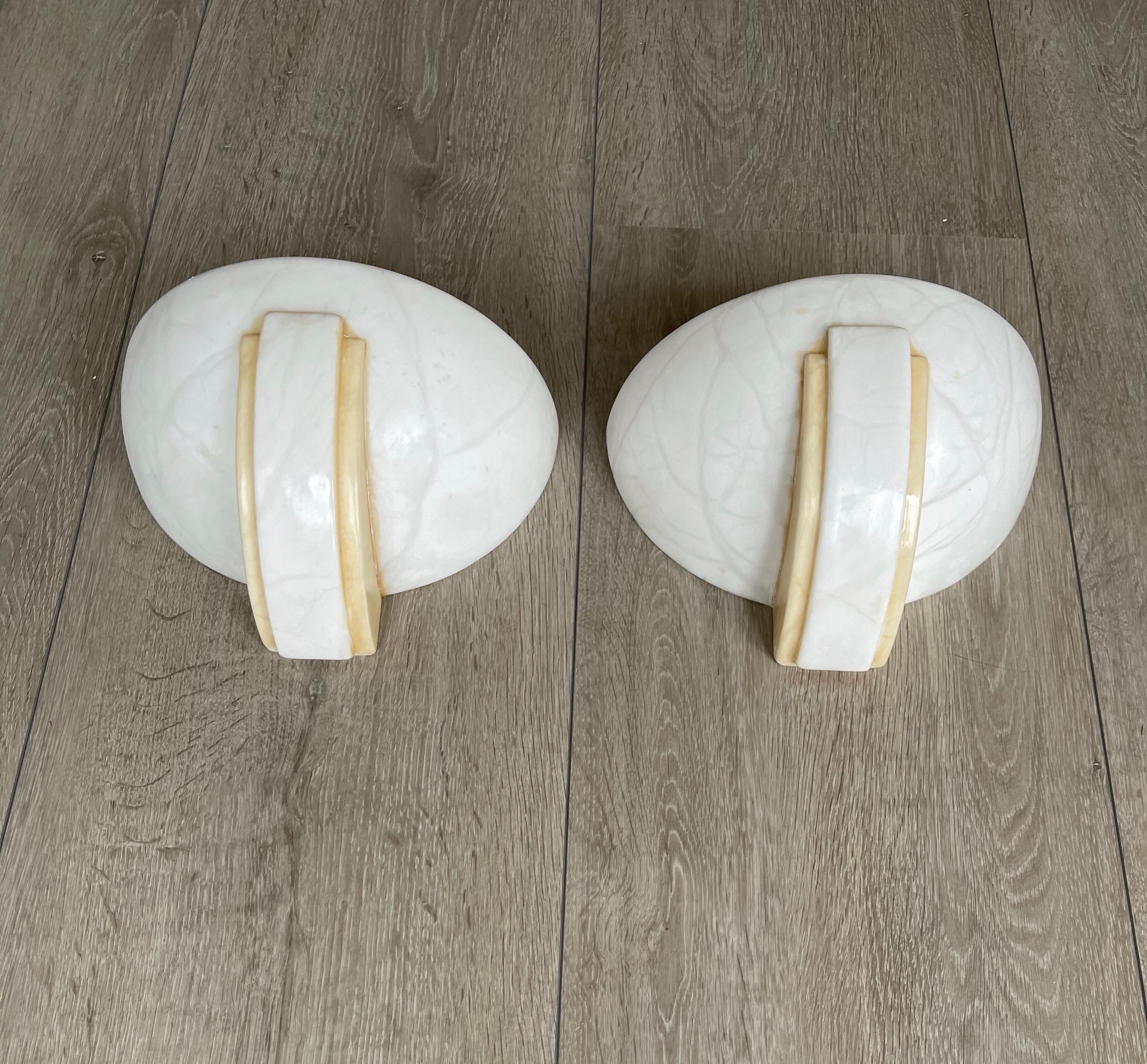 Mid-Century Era Set of Two of Art Deco Style Alabaster Sconces or Wall Lamps 1