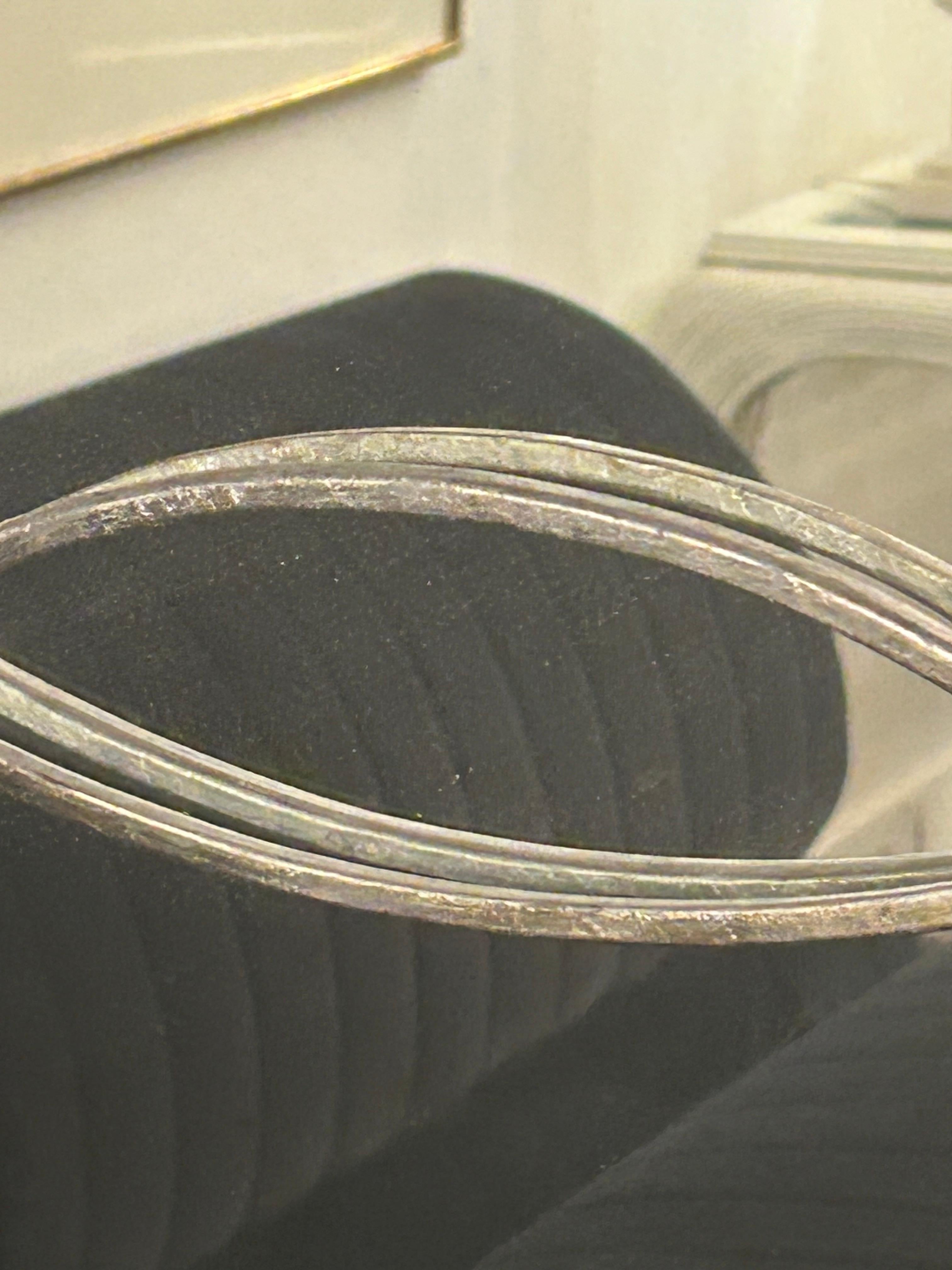 Coppia di specchi da parete contemporanei con sovrapposizione di metallo geometrico In condizioni buone in vendita a Hopewell, NJ
