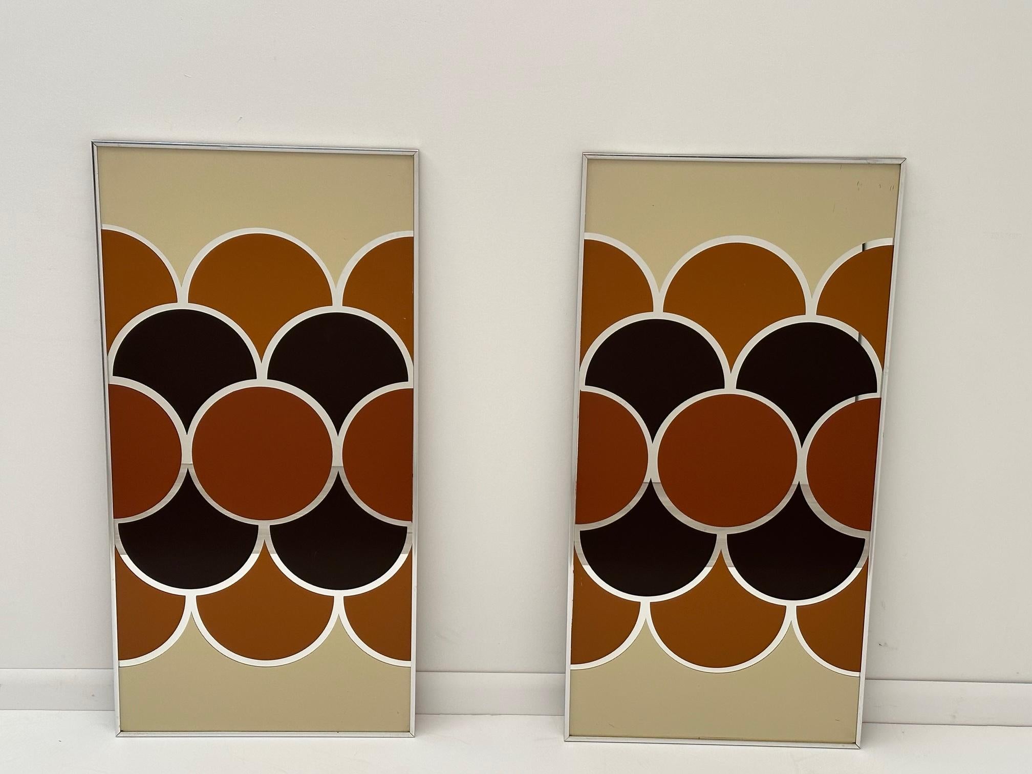 Late 20th Century Cool Pair of Mod Mirrored Graphic Panels Titled Bubbles For Sale
