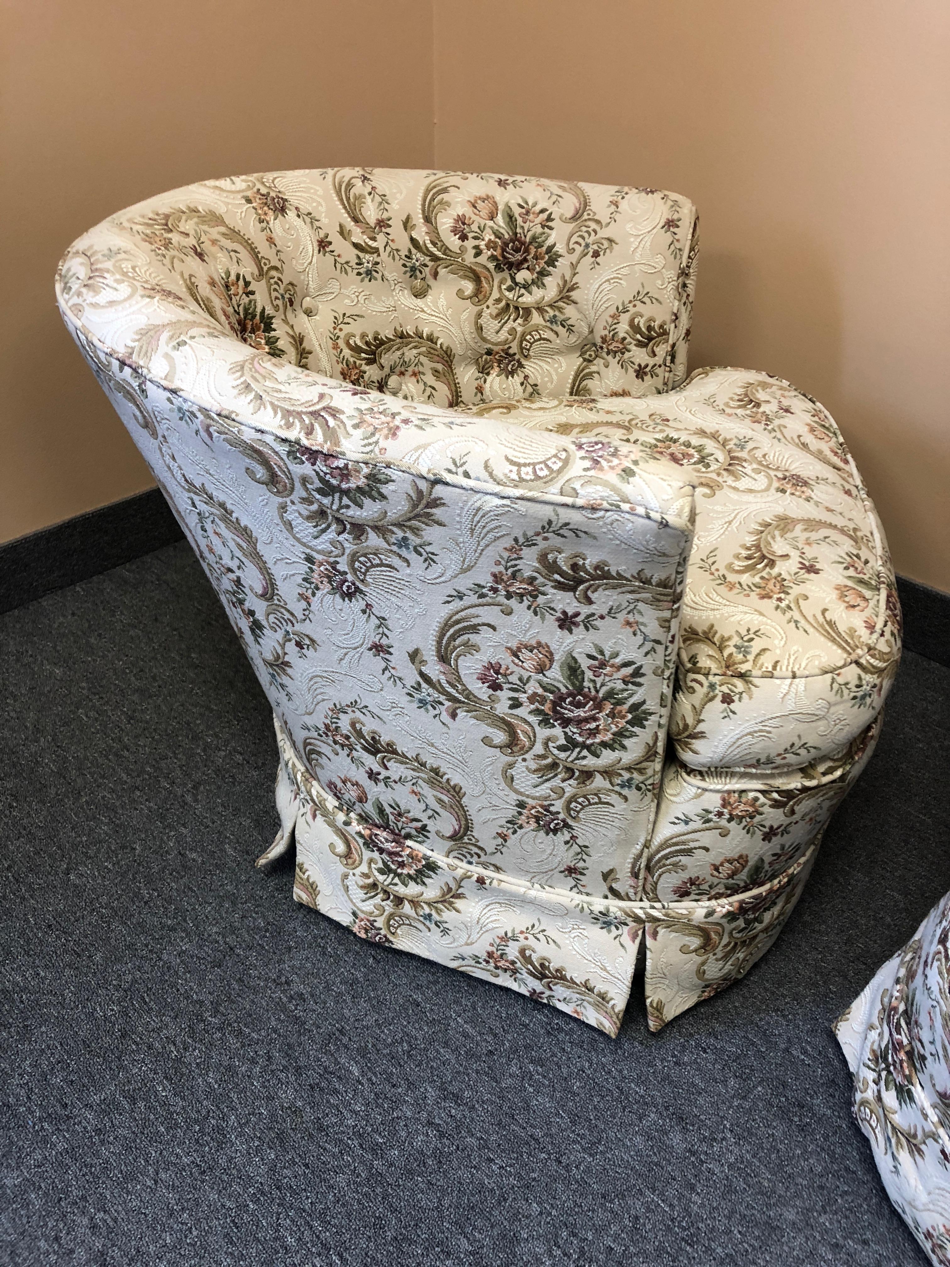 Cool Pair of Swivel Barrel Back Tufted Upholstered Club Chairs In Good Condition In Hopewell, NJ