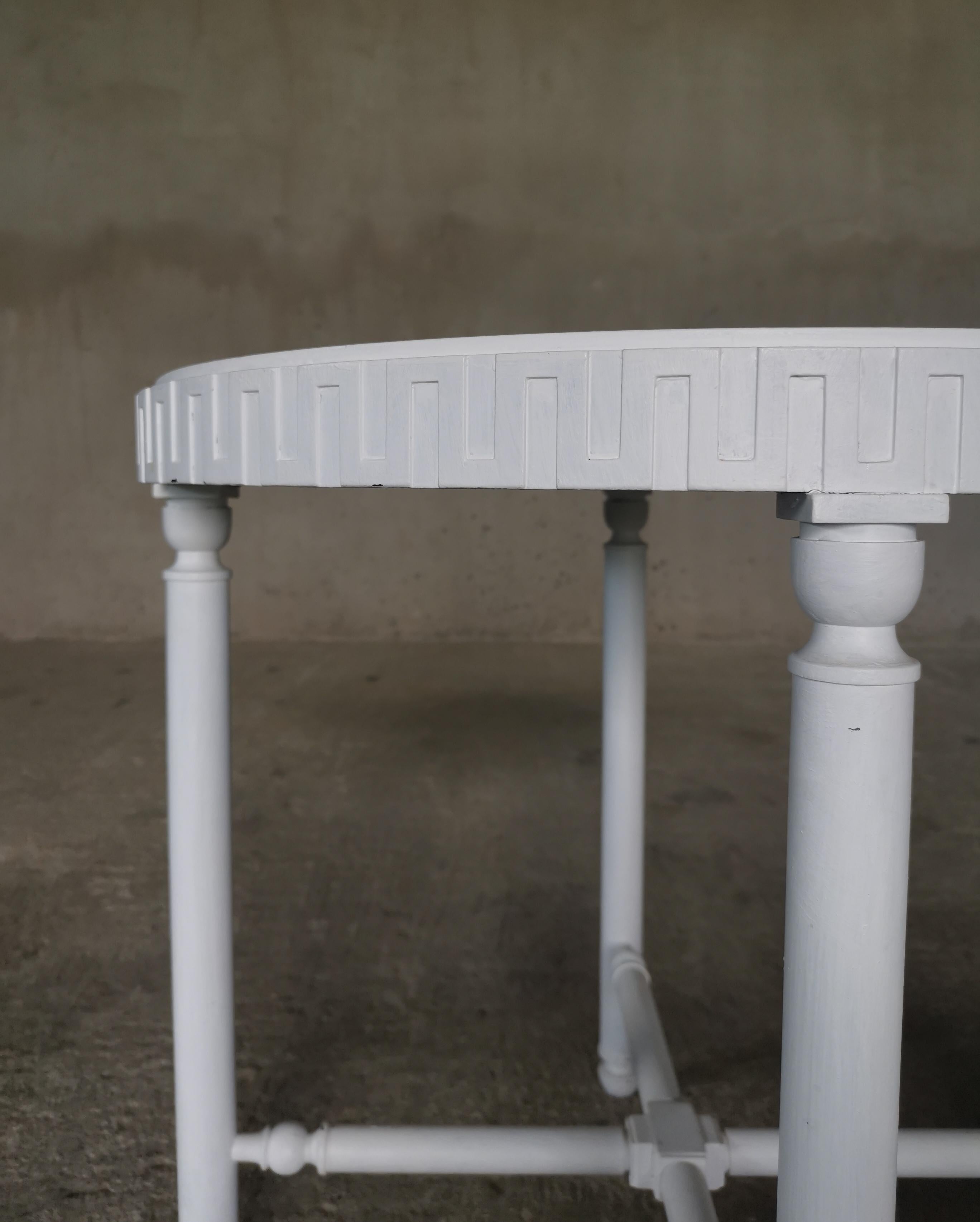 Table d'appoint 
