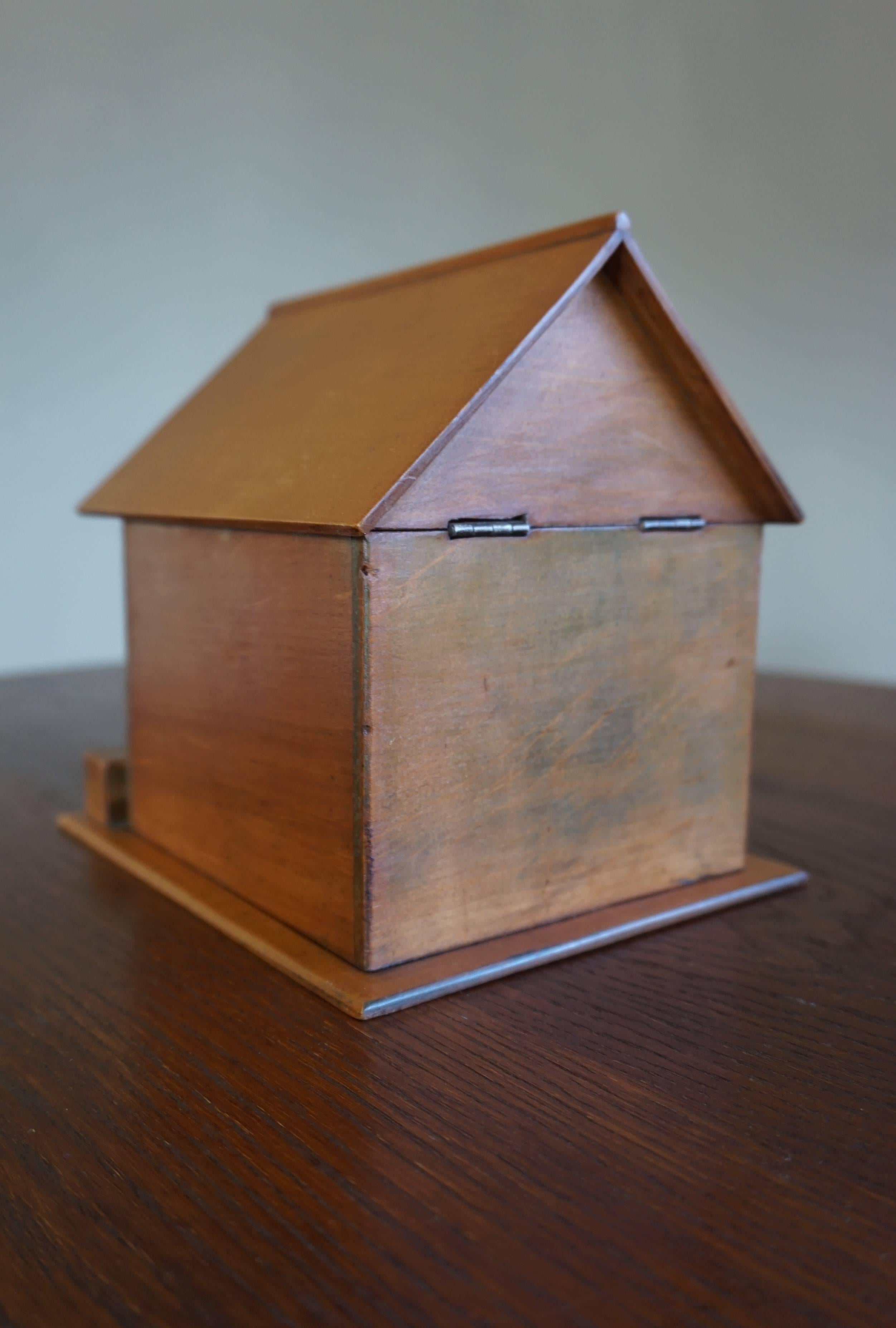 Coolest and All Handcrafted Early 20th Century Wooden Doghouse and Dog Cigar Box 9