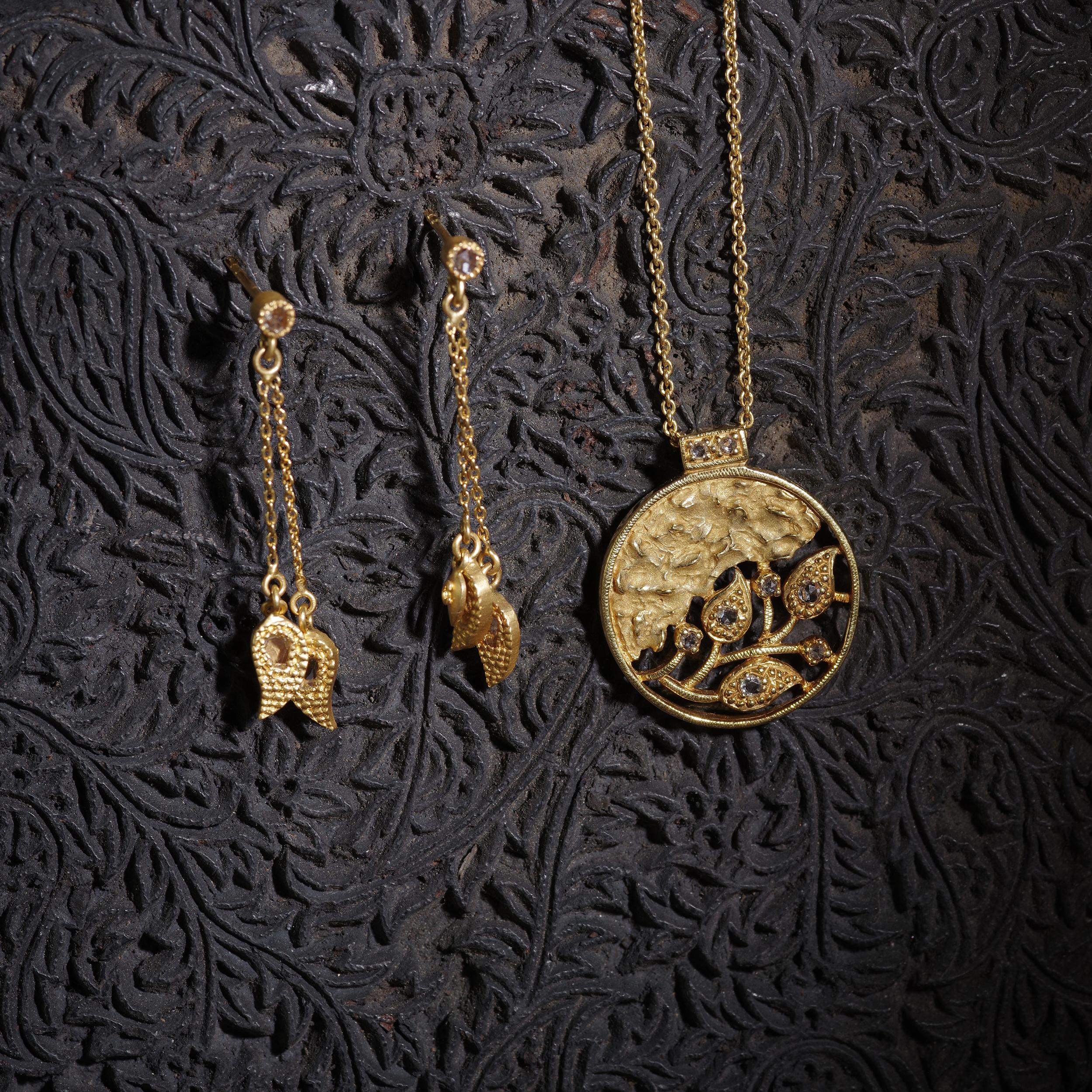 Artisan Coomi 20K Vine Coin Pendant with Rose Cut Diamonds on Chain For Sale