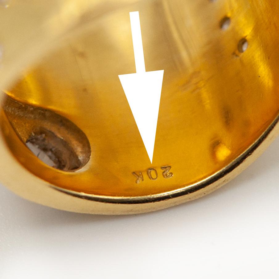 Anello scultoreo largo con citrino cabochon e diamante in oro giallo 20 carati Coomi in vendita 4