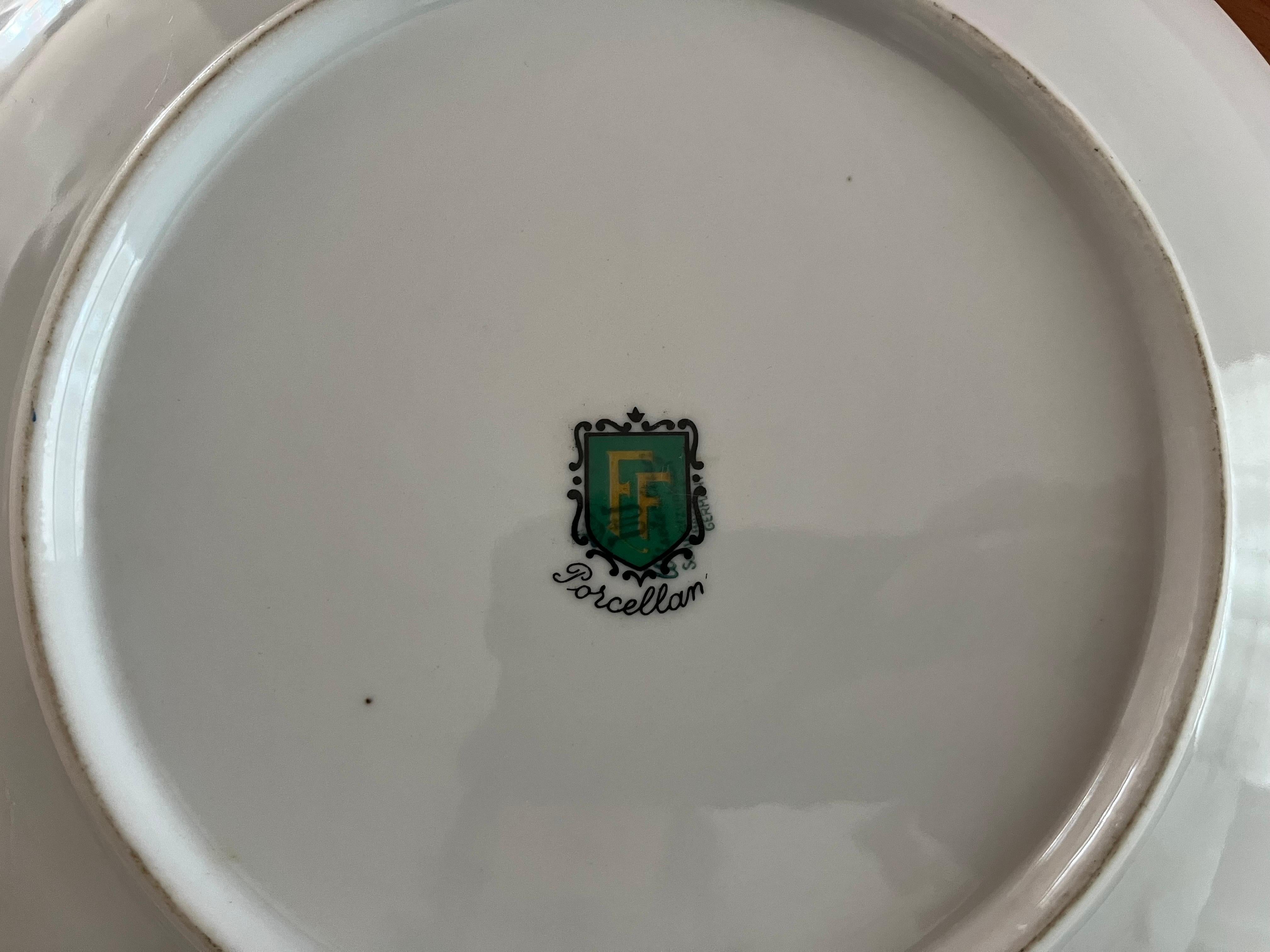 Porcelaine Coordinated Dessert Décorée Verte '900 -Antiques- en vente 7