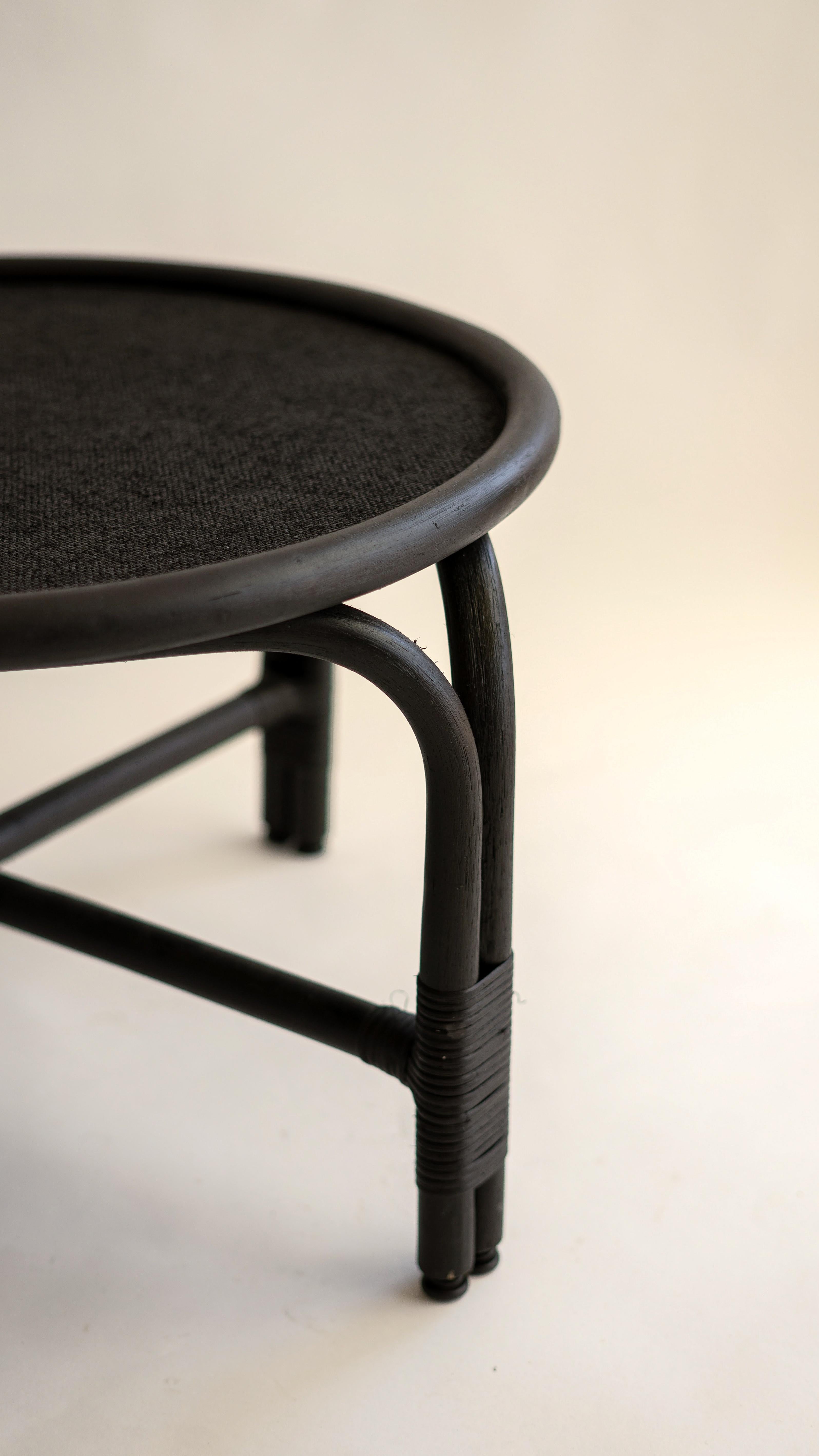 Mesa baja Copalito - Interior Negro by Balsa - Actualmente en stock Mexicano en venta