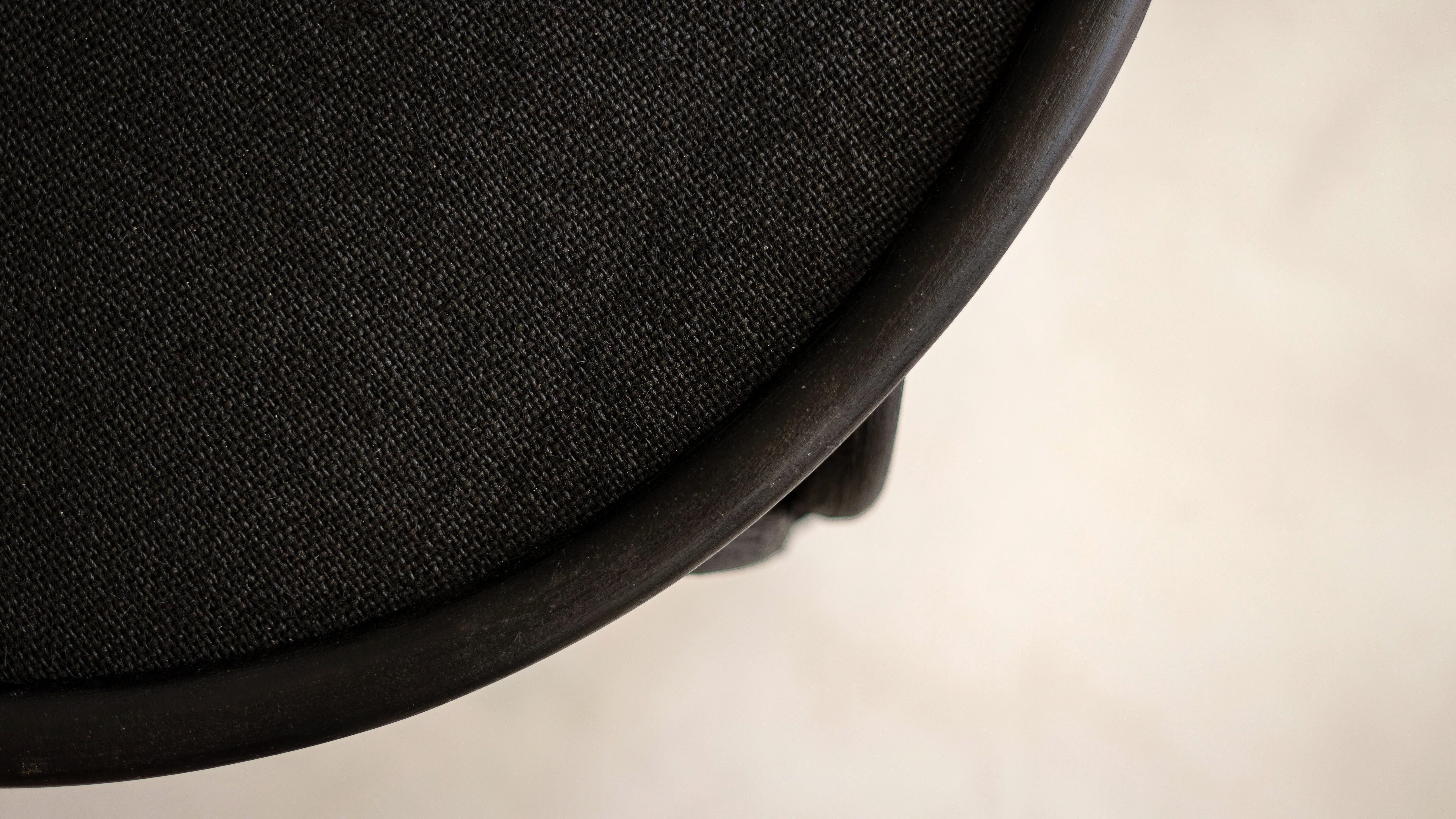 Mesa baja Copalito - Interior Negro by Balsa - Actualmente en stock en Nuevo estado para la venta en Juarez, Mexico City