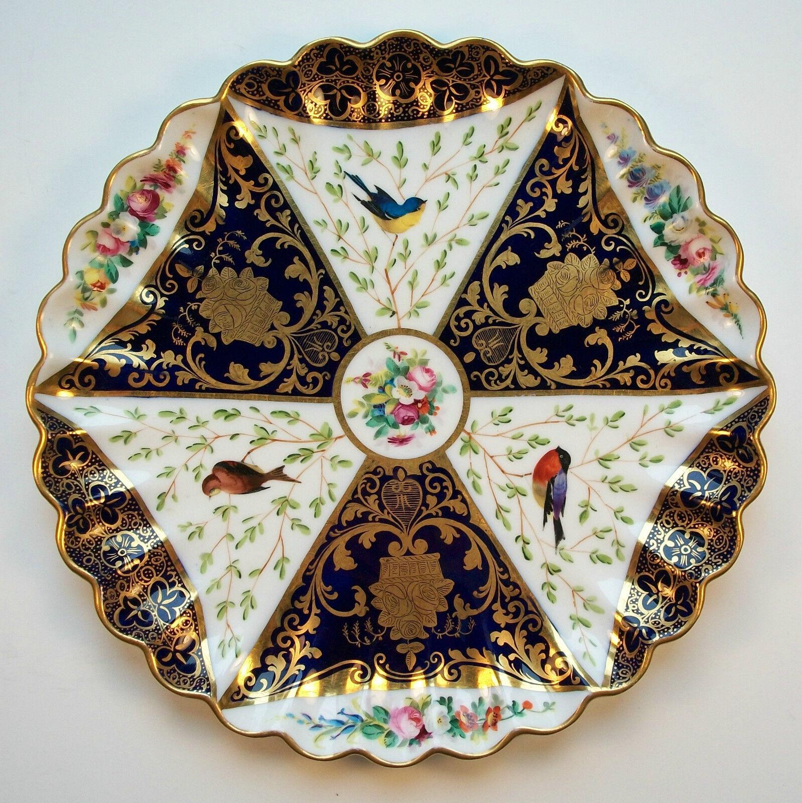 British COPELAND, Antique Gilt Porcelain Ornithological Dessert Service, Circa 1851-95 For Sale