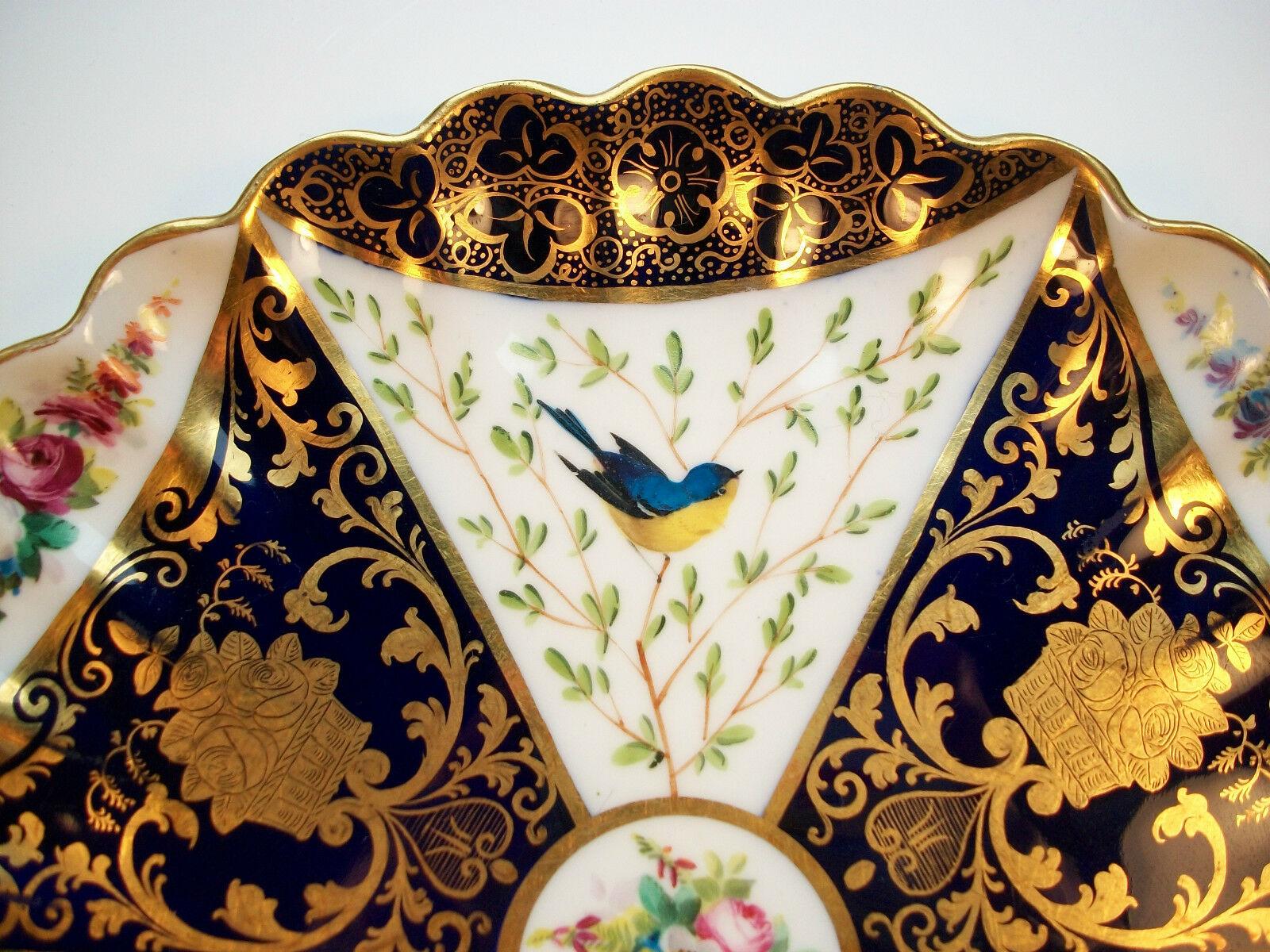 19th Century COPELAND, Antique Gilt Porcelain Ornithological Dessert Service, Circa 1851-95 For Sale