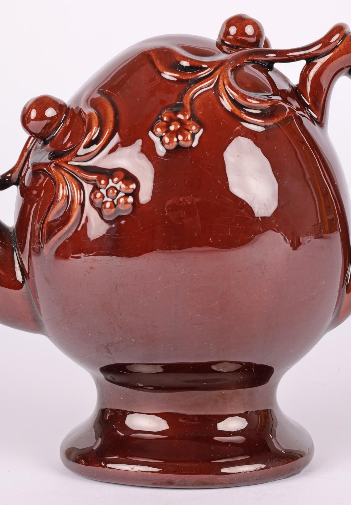 Copeland Antike glasierte Treacle-Teekanne aus Cadogan-Keramik (Viktorianisch) im Angebot