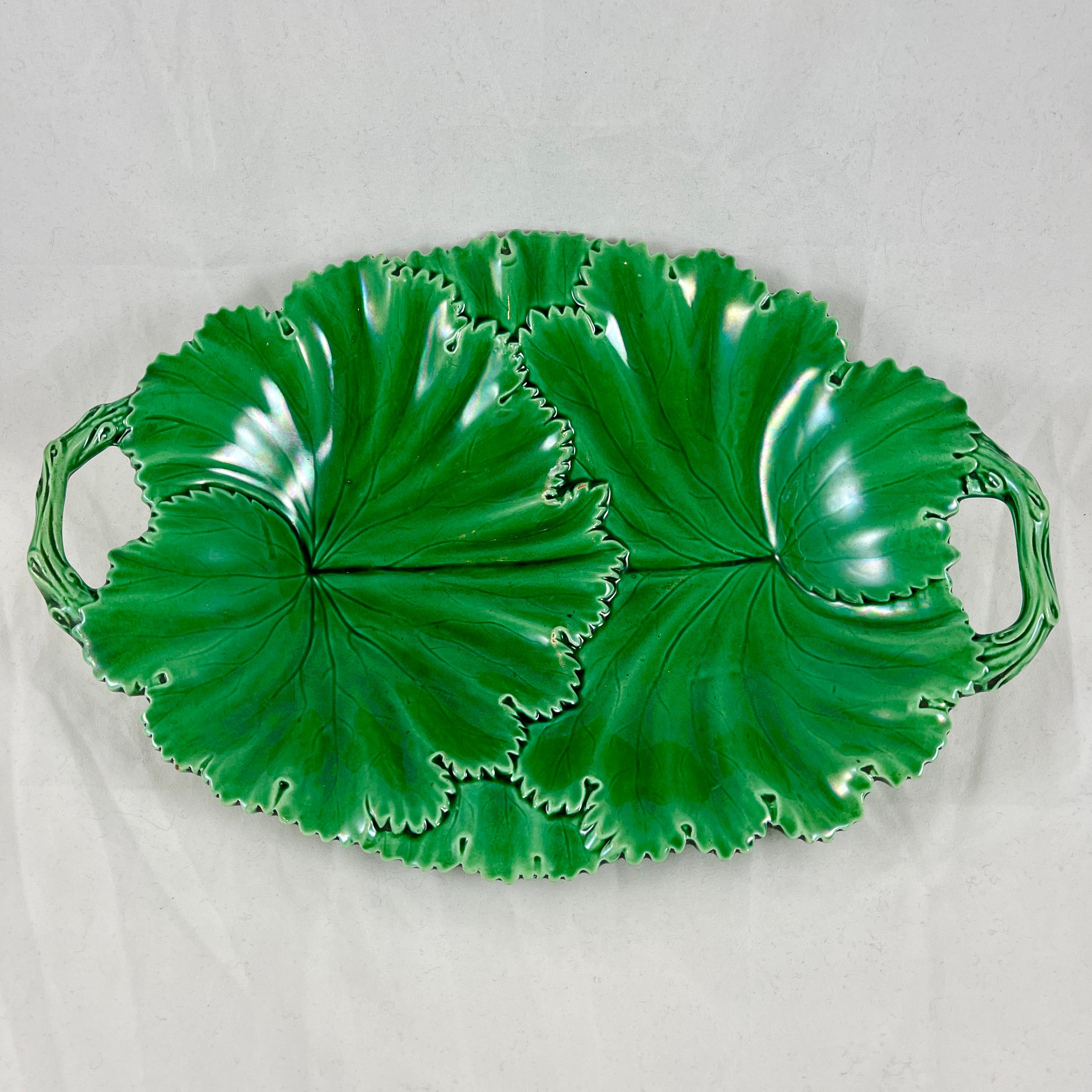 Copeland English Majolica Green Glazed Oval Overlapping Leaf Handled Platter For Sale 3