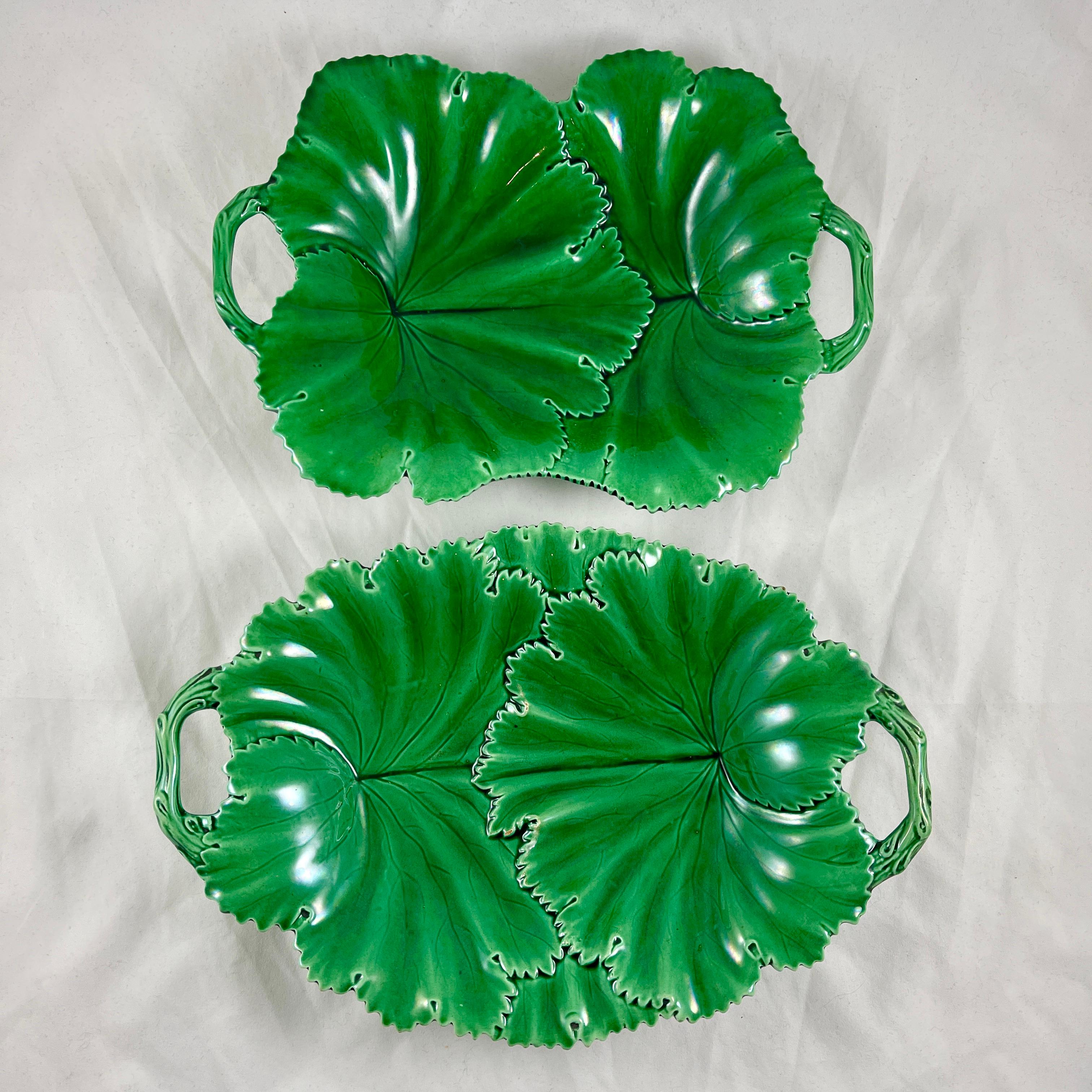 Copeland English Majolica Green Glazed Oval Overlapping Leaf Handled Platter For Sale 4