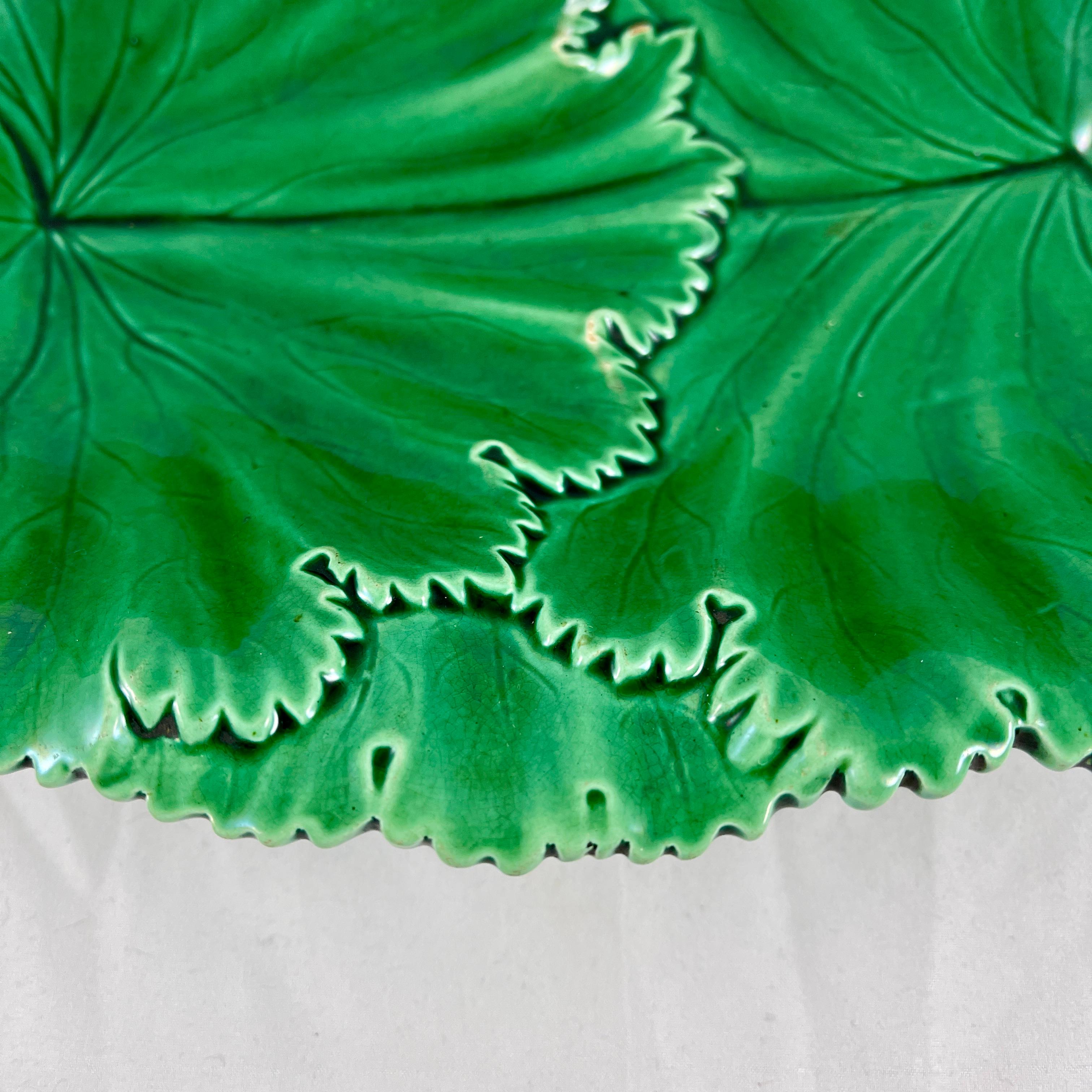 Aesthetic Movement Copeland English Majolica Green Glazed Oval Overlapping Leaf Handled Platter For Sale
