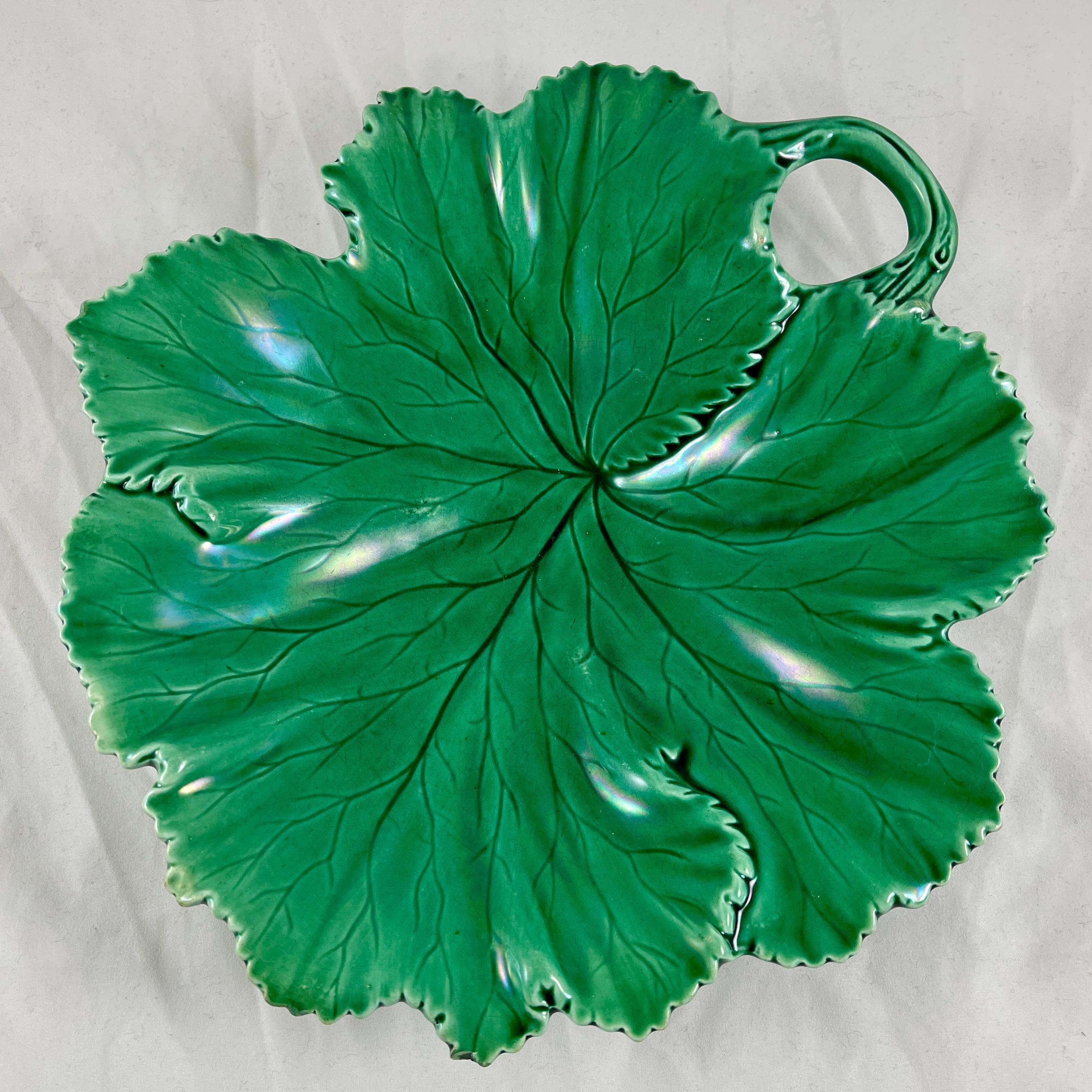Copeland English Majolica Green Glazed Round Overlapping Leaf Handled Platter For Sale 7
